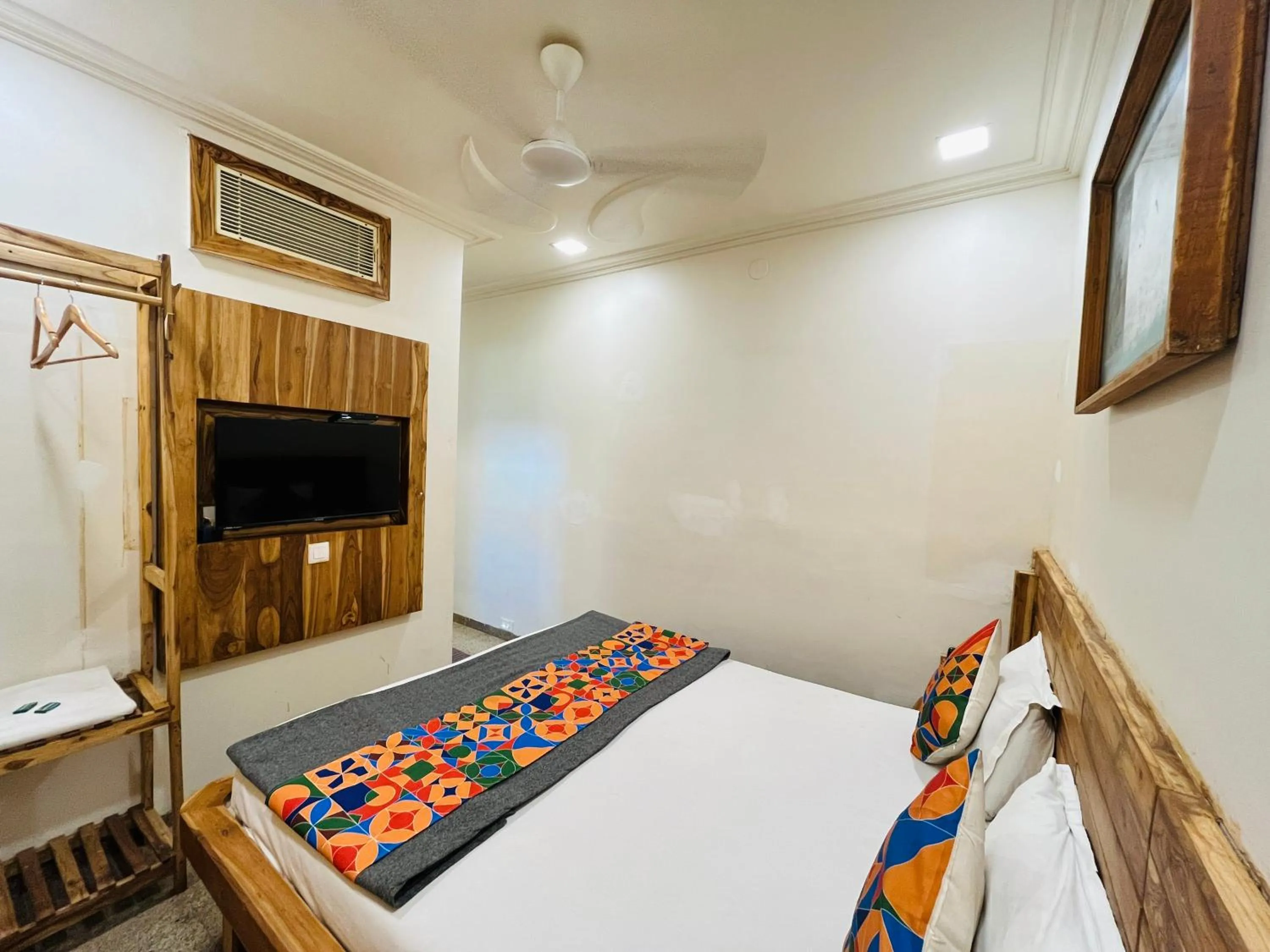 Bedroom, Bed in Hotel Regency