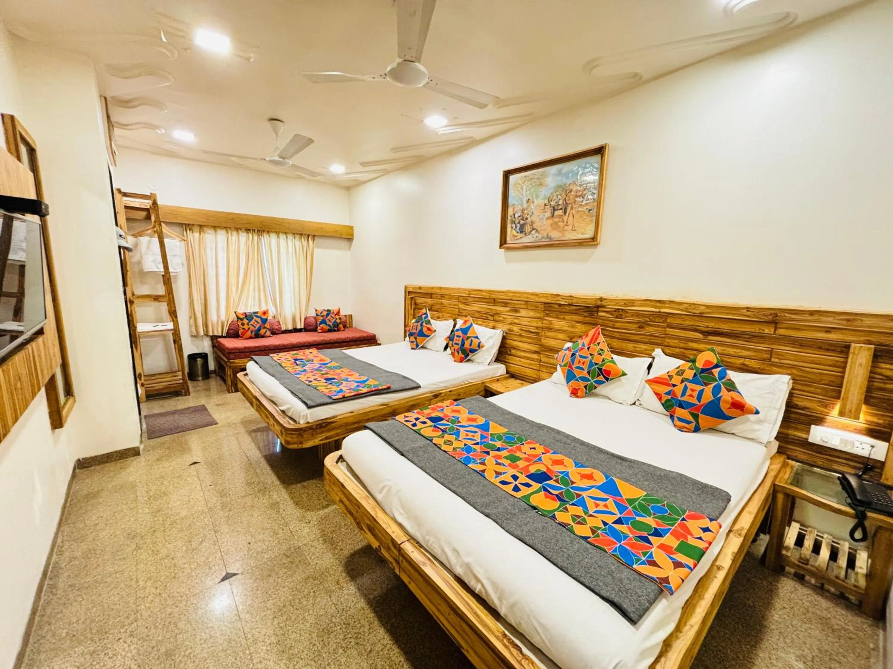 Bedroom, Bed in Hotel Regency