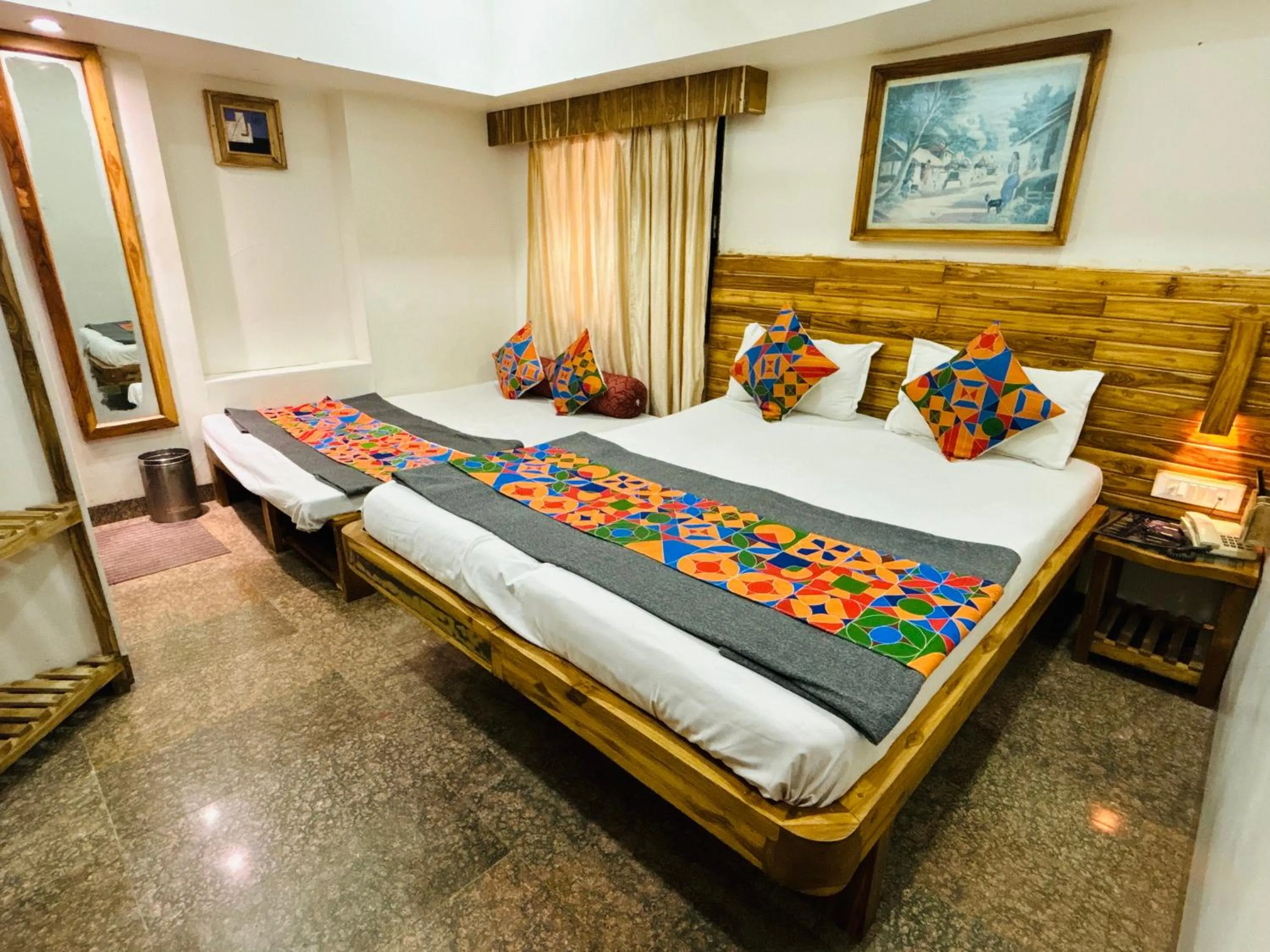 Bedroom, Bed in Hotel Regency