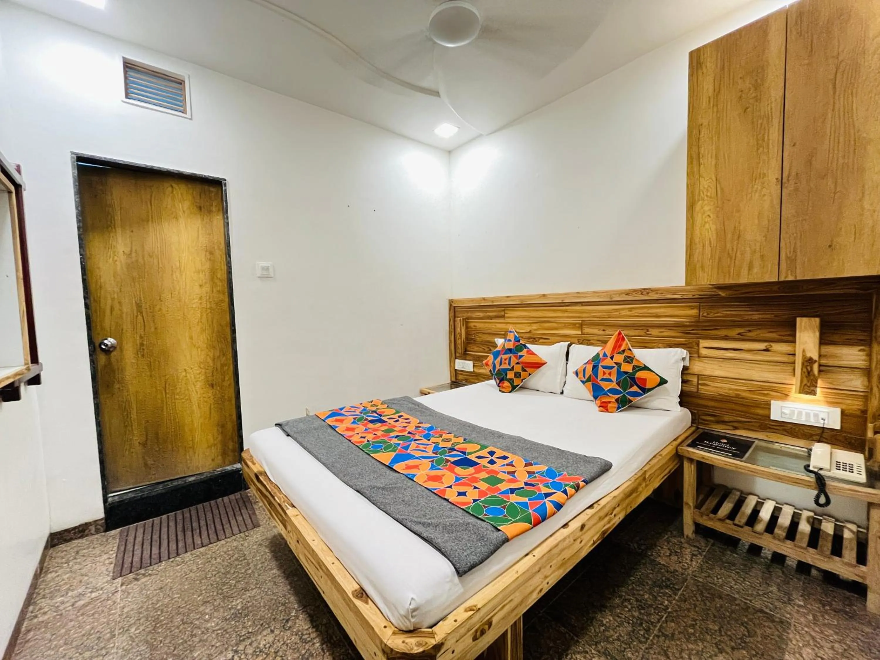 Bedroom, Bed in Hotel Regency