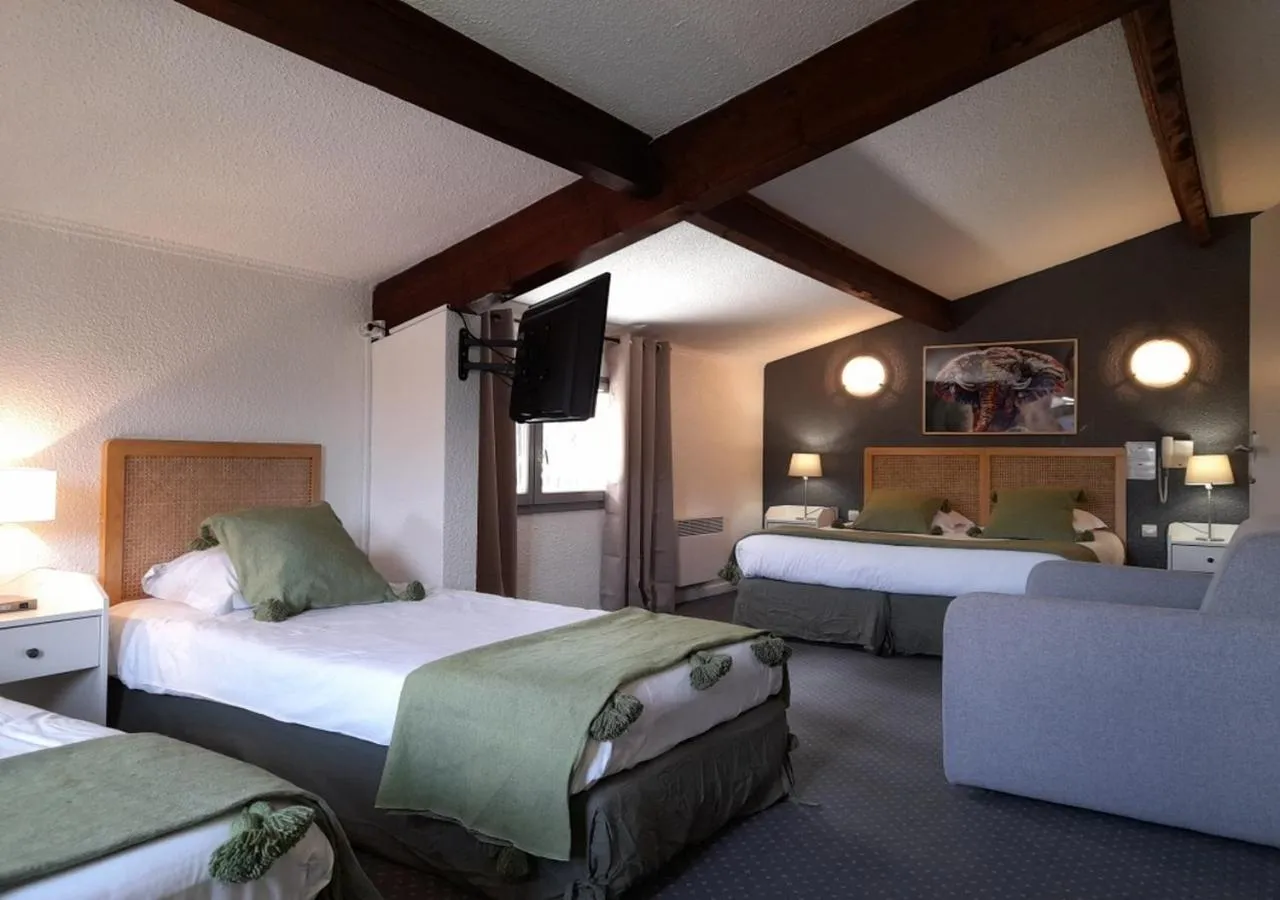 Bed in Les Jardins de L'Ocean - Climatisé