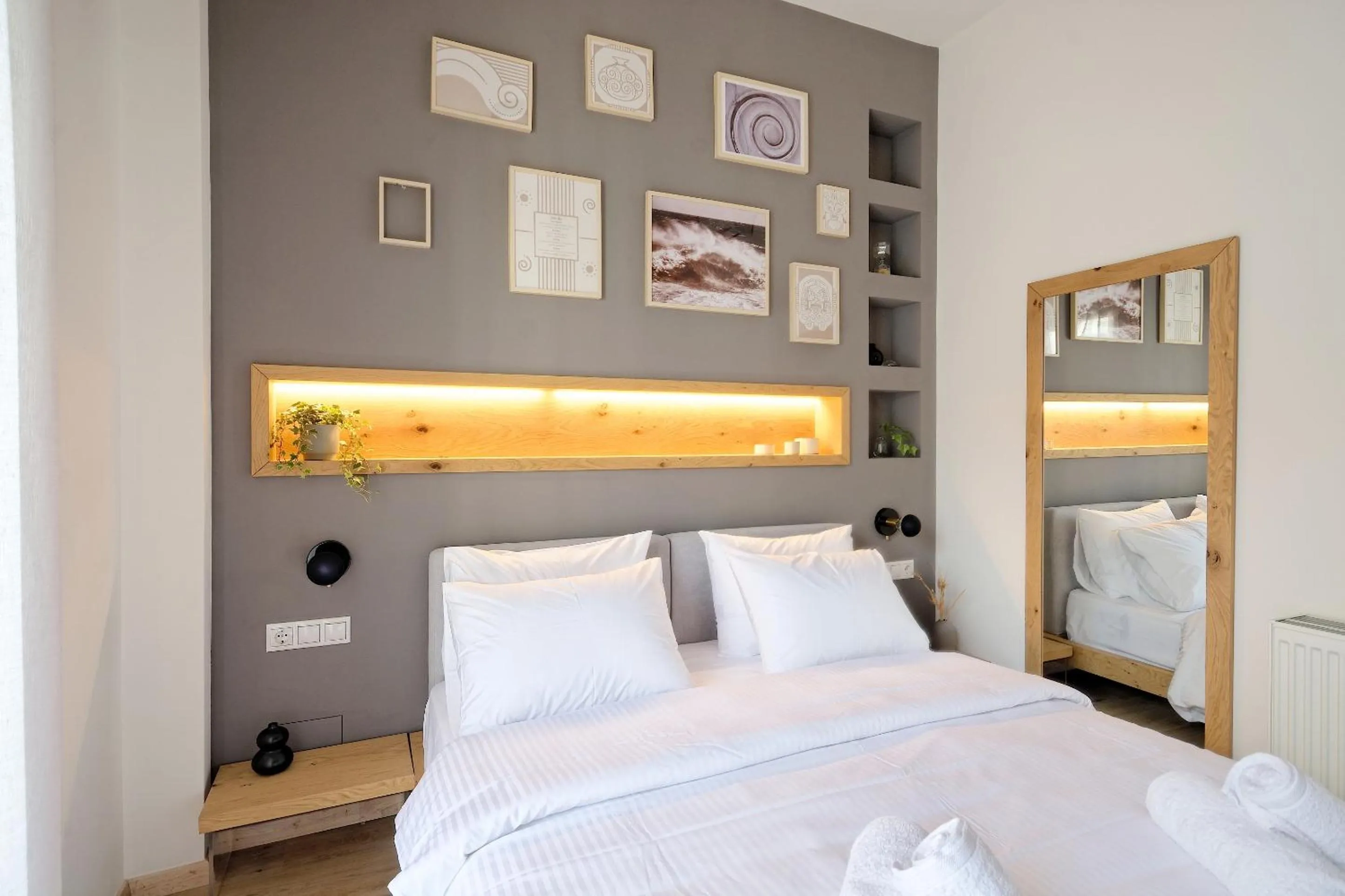 Bedroom, Bed in Odyssey Residence