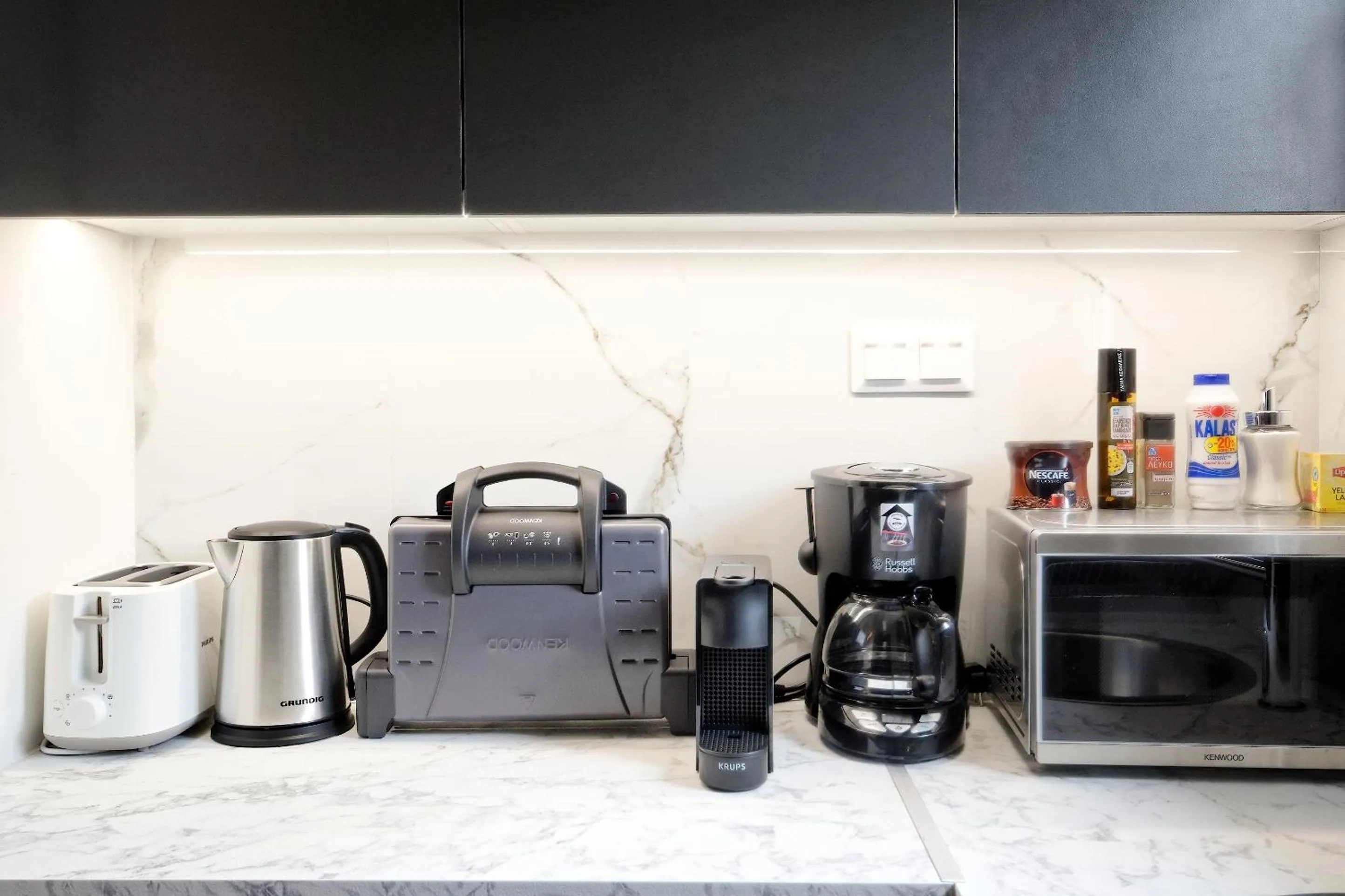 Coffee/tea facilities in Odyssey Residence