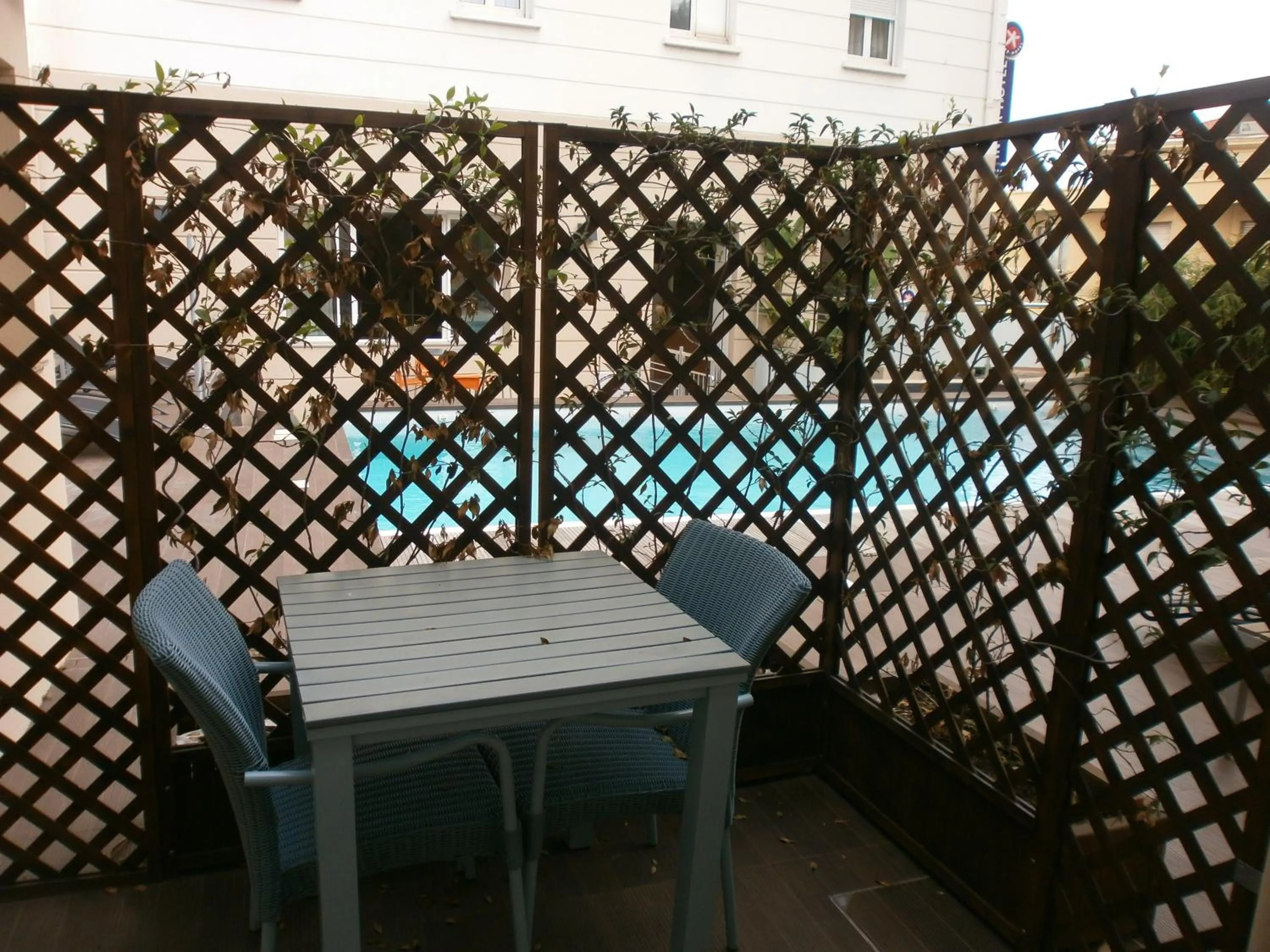 Balcony/Terrace in Hôtel Frisia, Beaulieu-sur-Mer