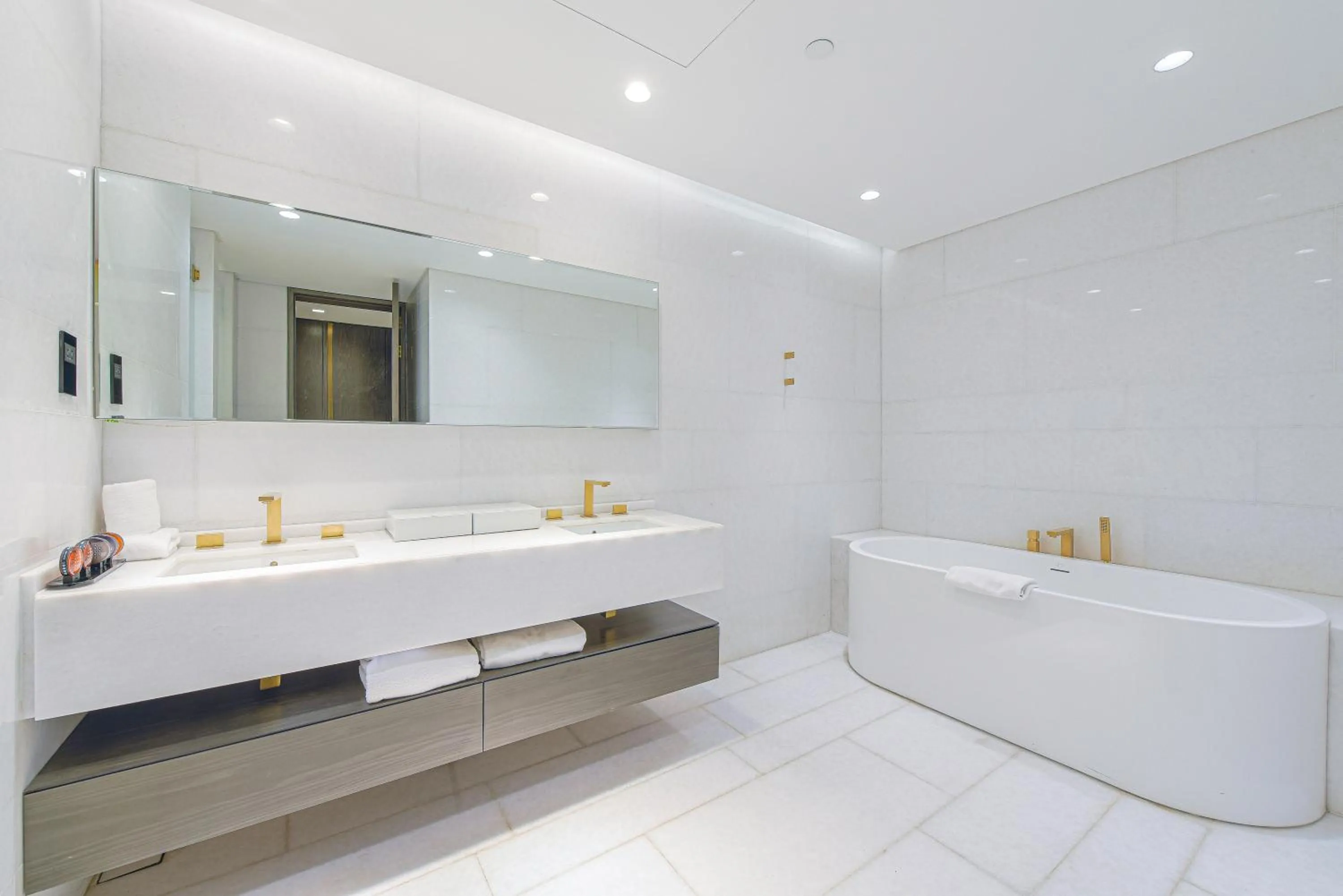 Bathroom in EDEN'S Homes & Villas - FIVE Palm Residences