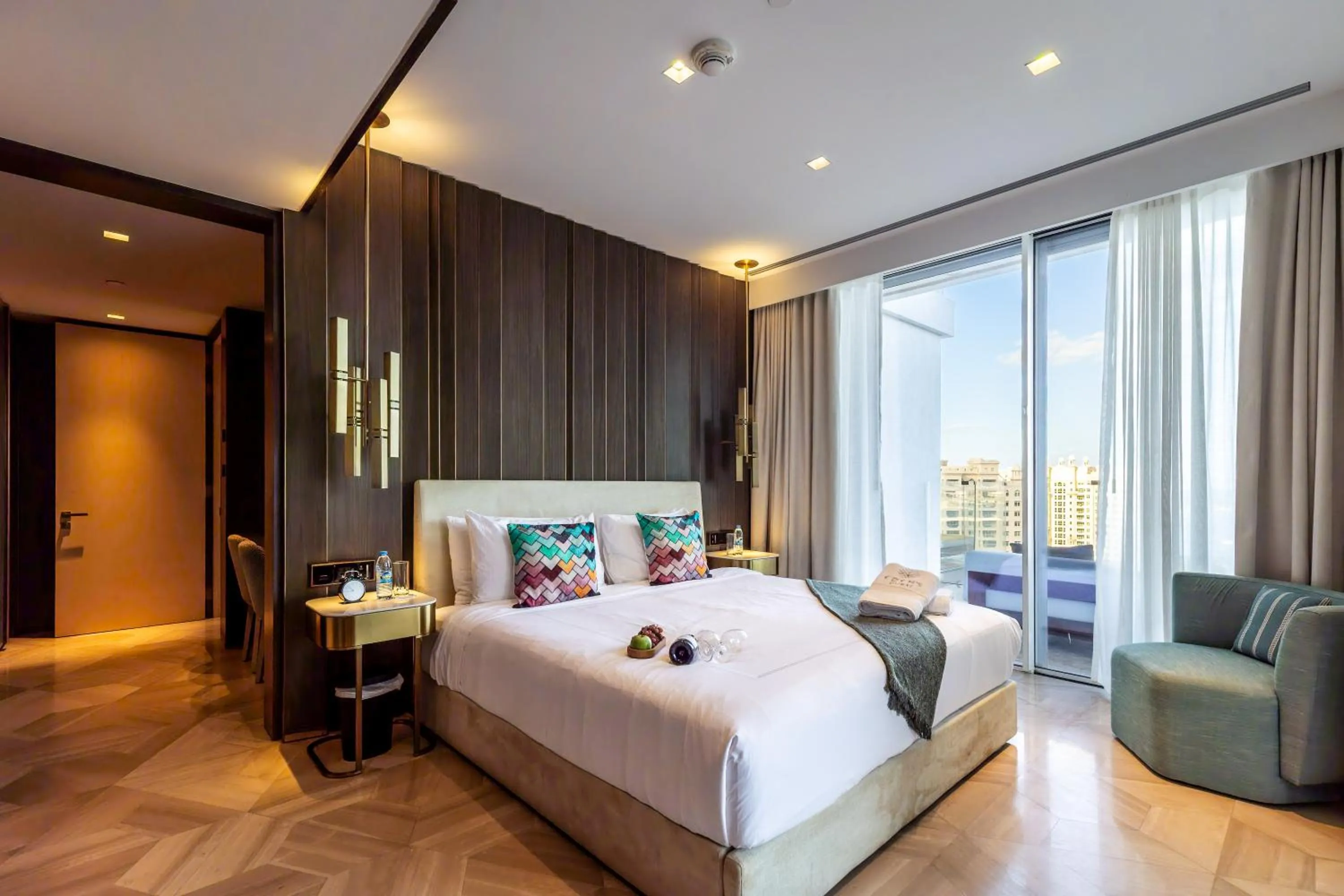 Bed in EDEN'S Homes & Villas - FIVE Palm Residences