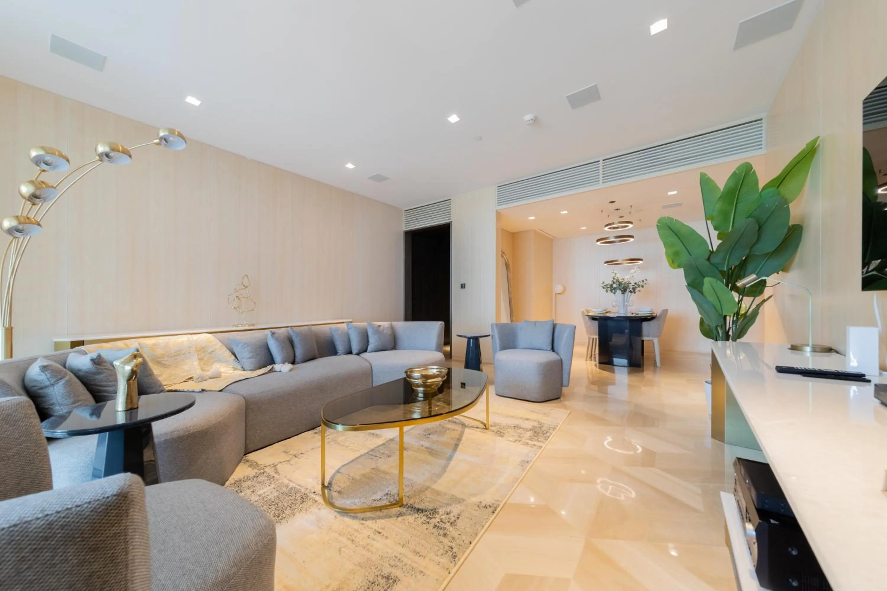 Living room in EDEN'S Homes & Villas - FIVE Palm Residences