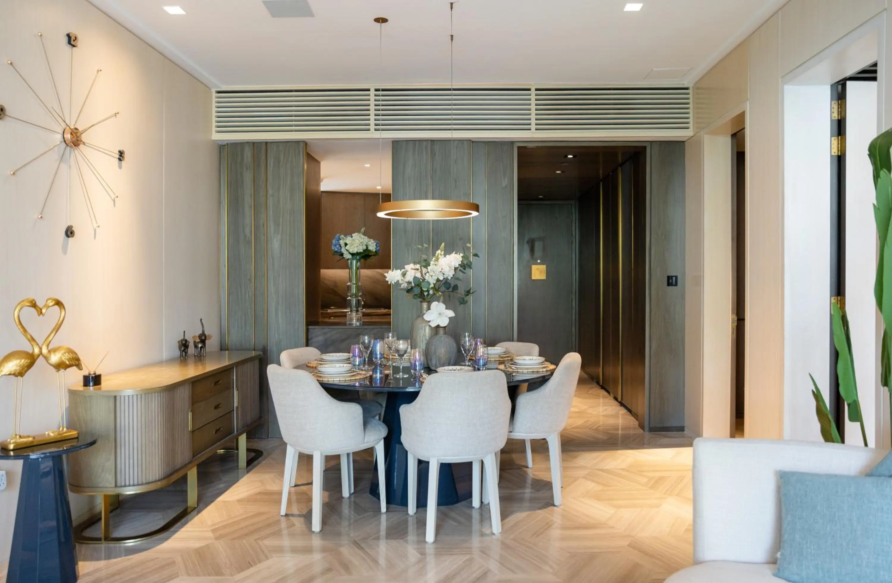 Dining area in EDEN'S Homes & Villas - FIVE Palm Residences