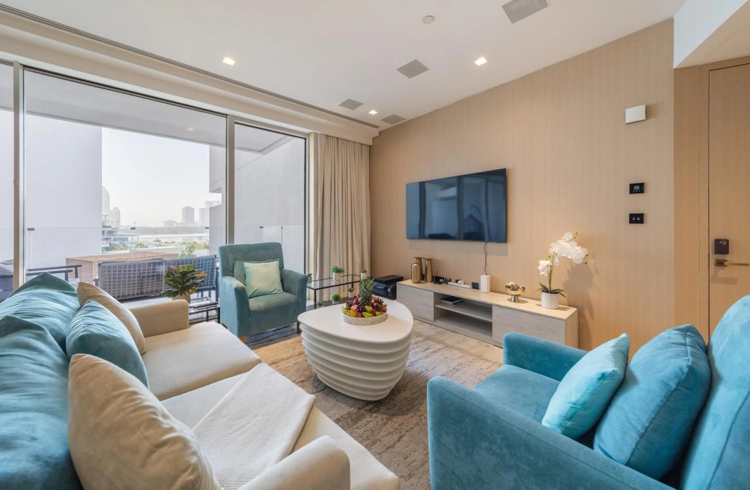 Communal lounge/ TV room in EDEN'S Homes & Villas - FIVE Palm Residences