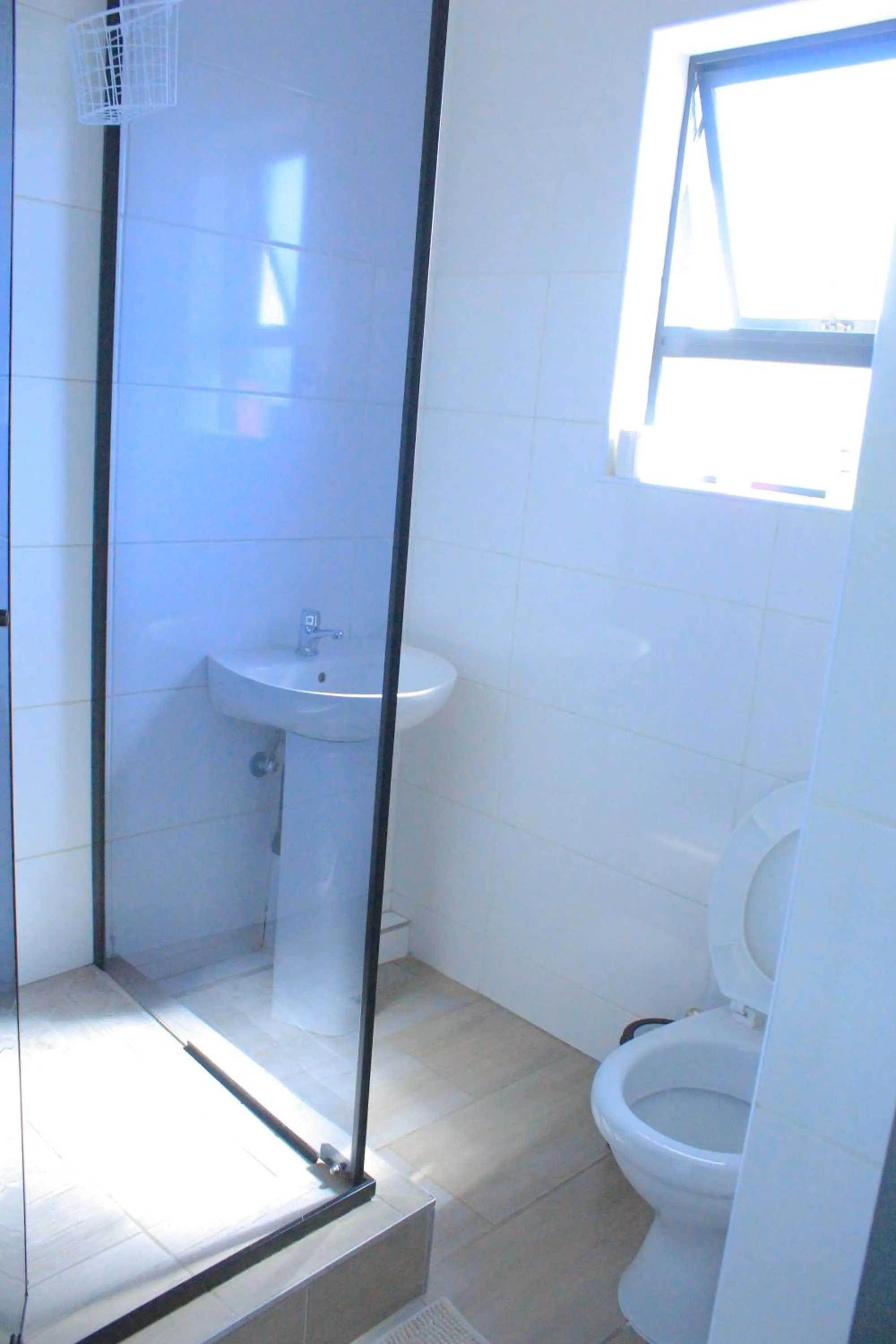 Shower in MOHALALITOE B and B
