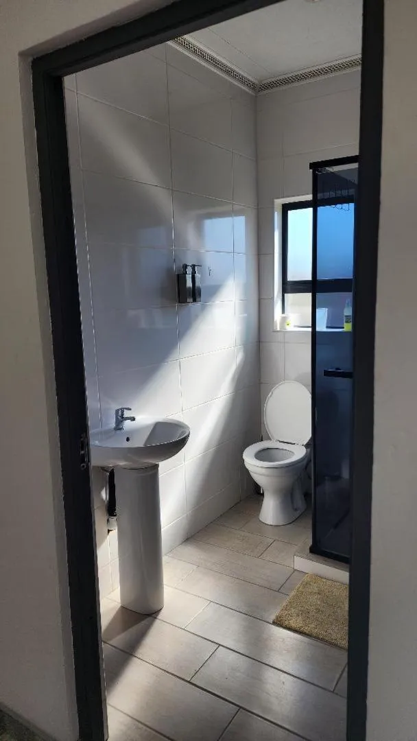 Toilet in MOHALALITOE B and B