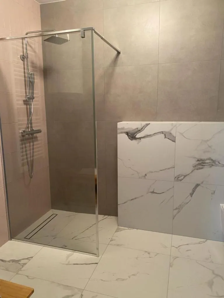 Shower in Apartamenty przy Winnicy