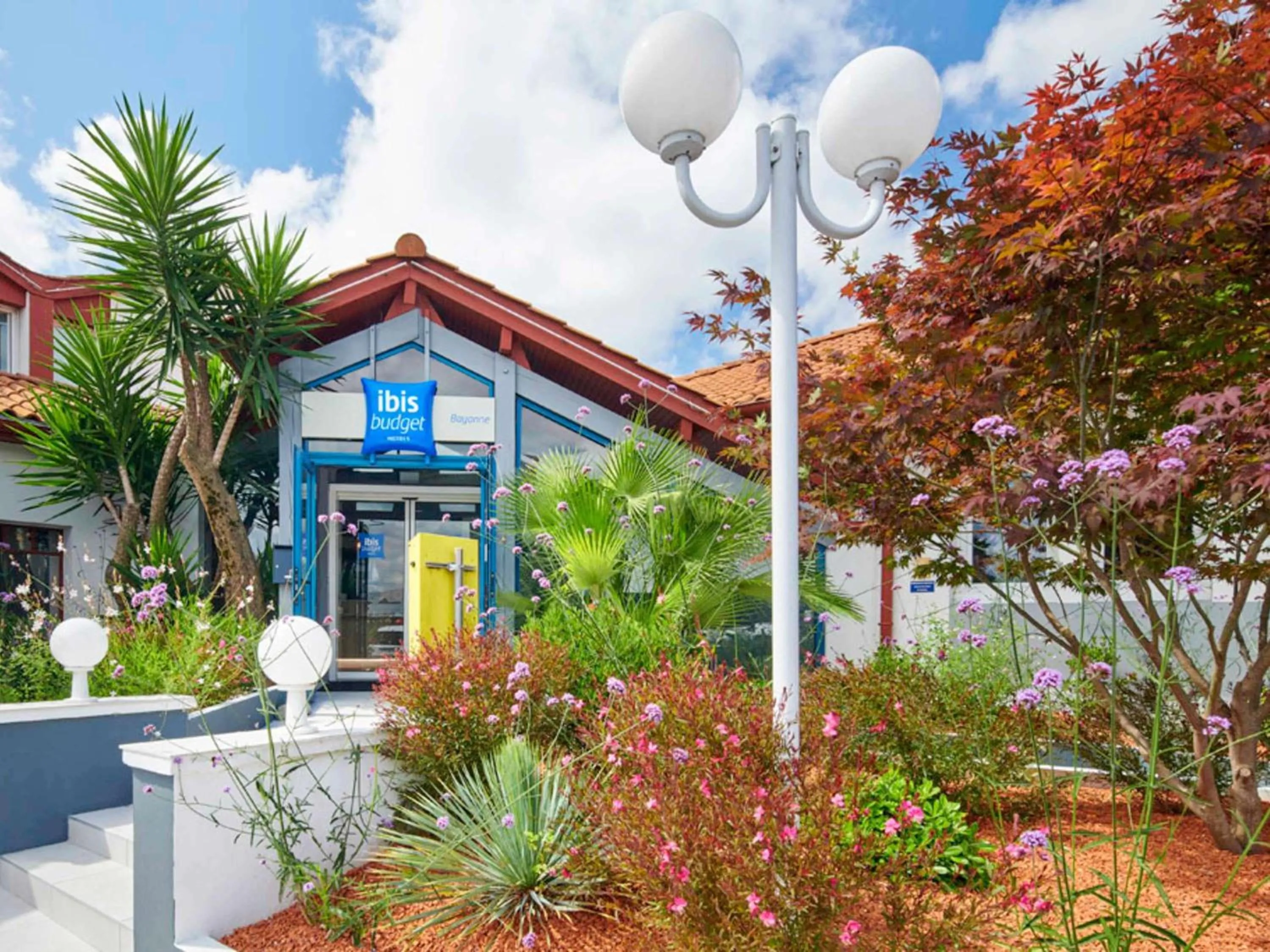 Property building in ibis budget Bayonne