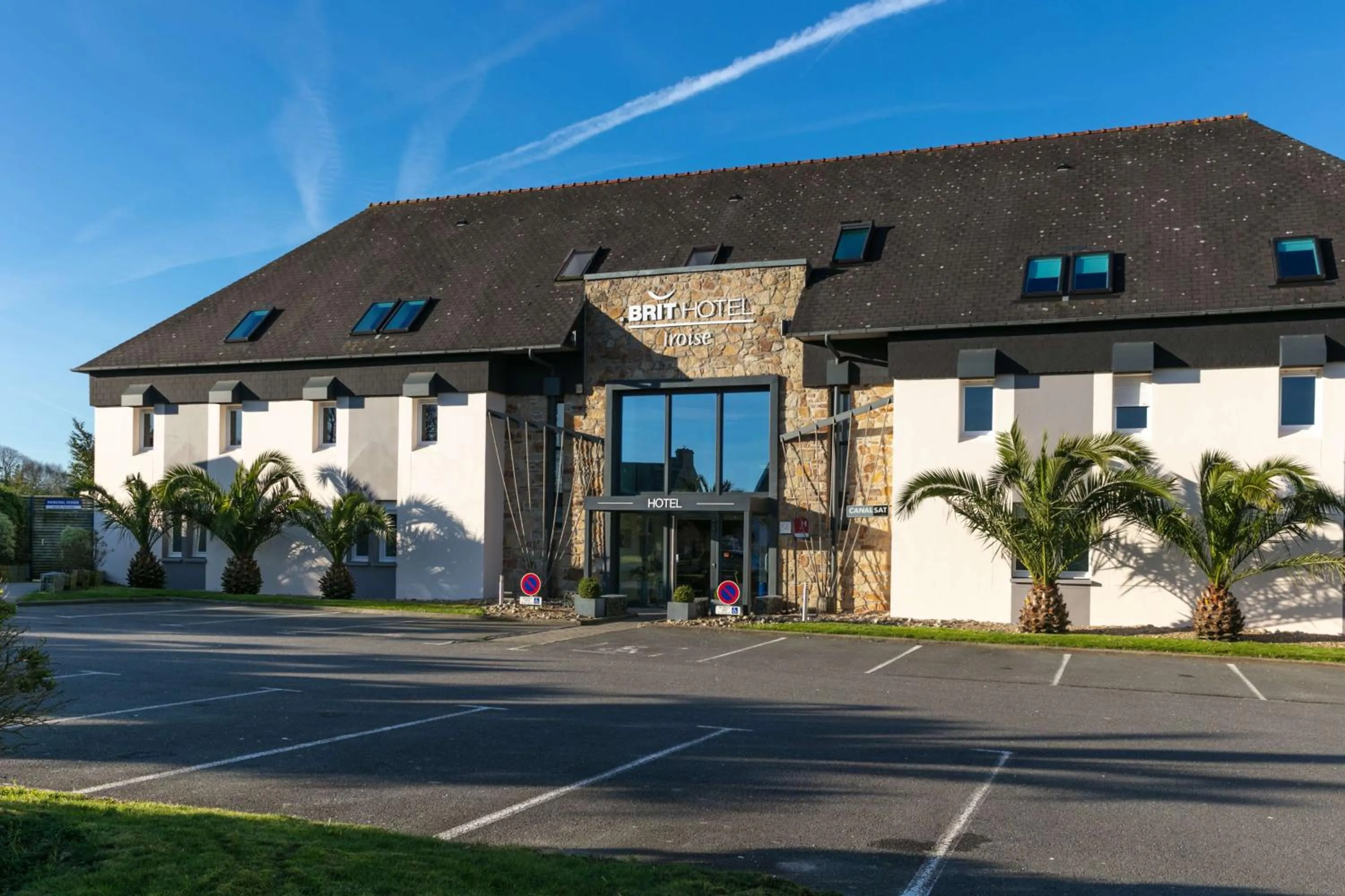 Property building in Brit Hotel Iroise Brest