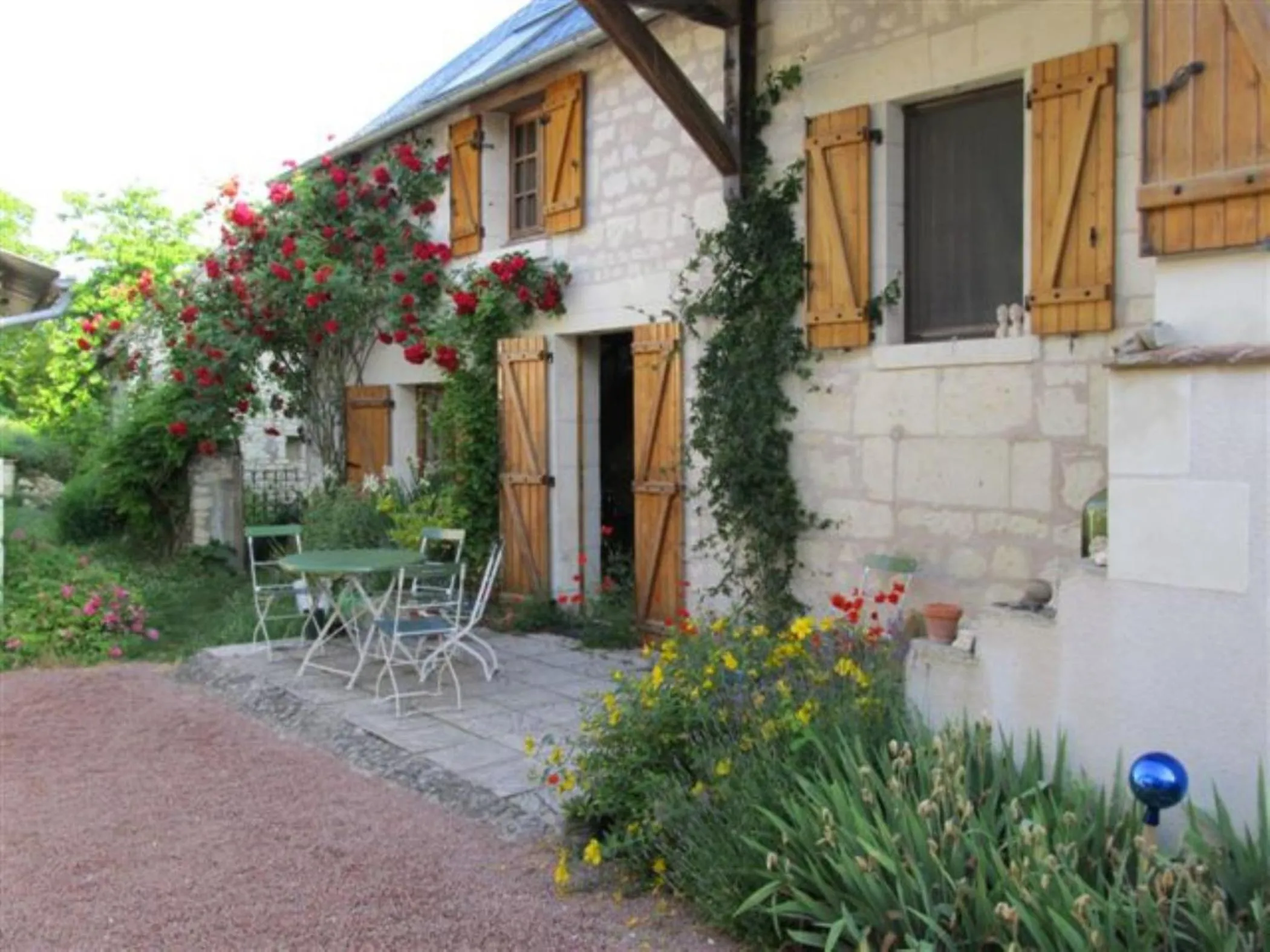 Facade/entrance in Le Clos de la Garde