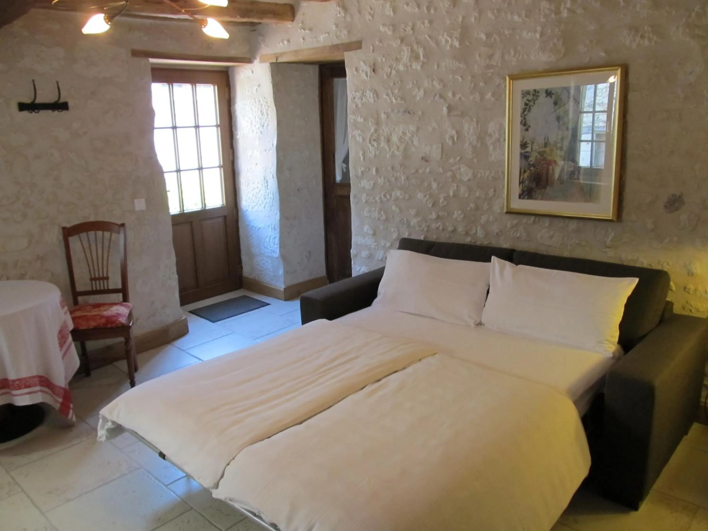 Bedroom, Bed in Le Clos de la Garde