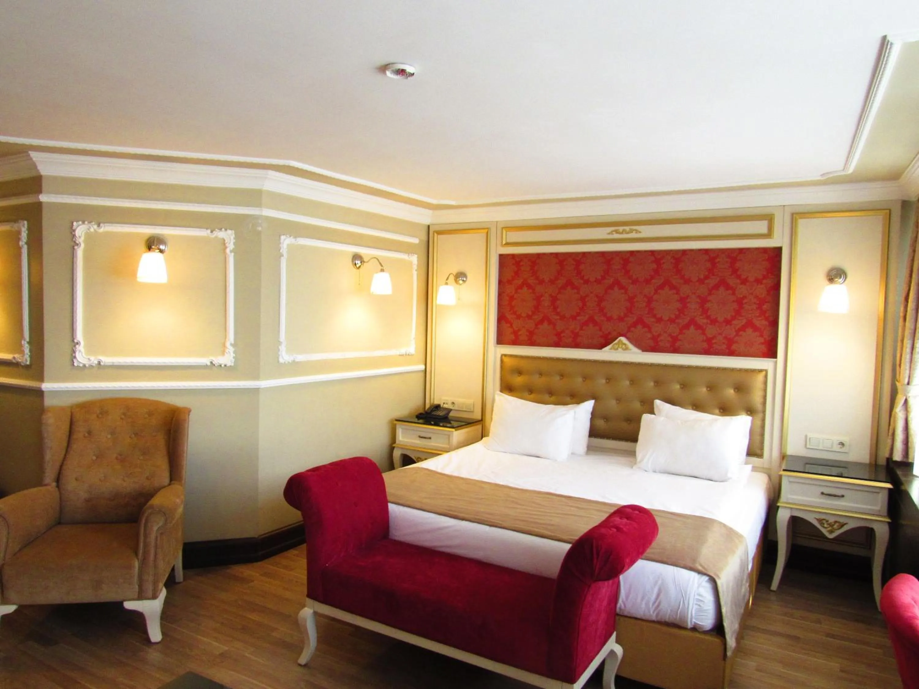Bedroom, Bed in Kadikoy Park Suites
