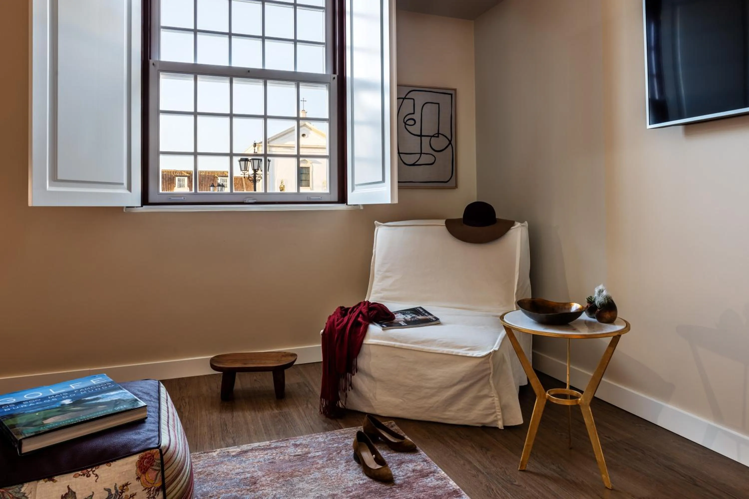 Decorative detail, Bed in Pousada Vila Real Santo Antonio