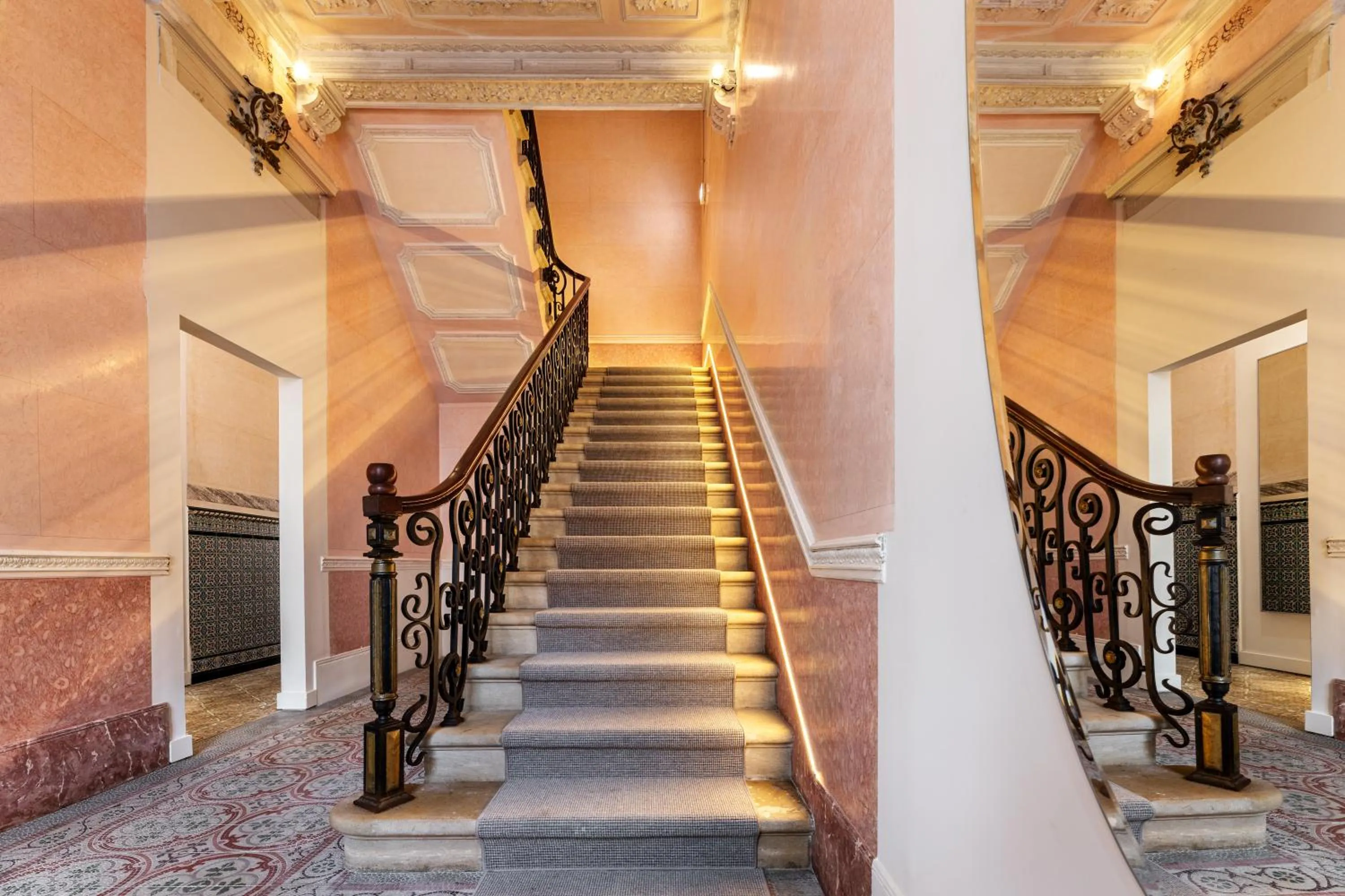 Decorative detail in Pousada Vila Real Santo Antonio