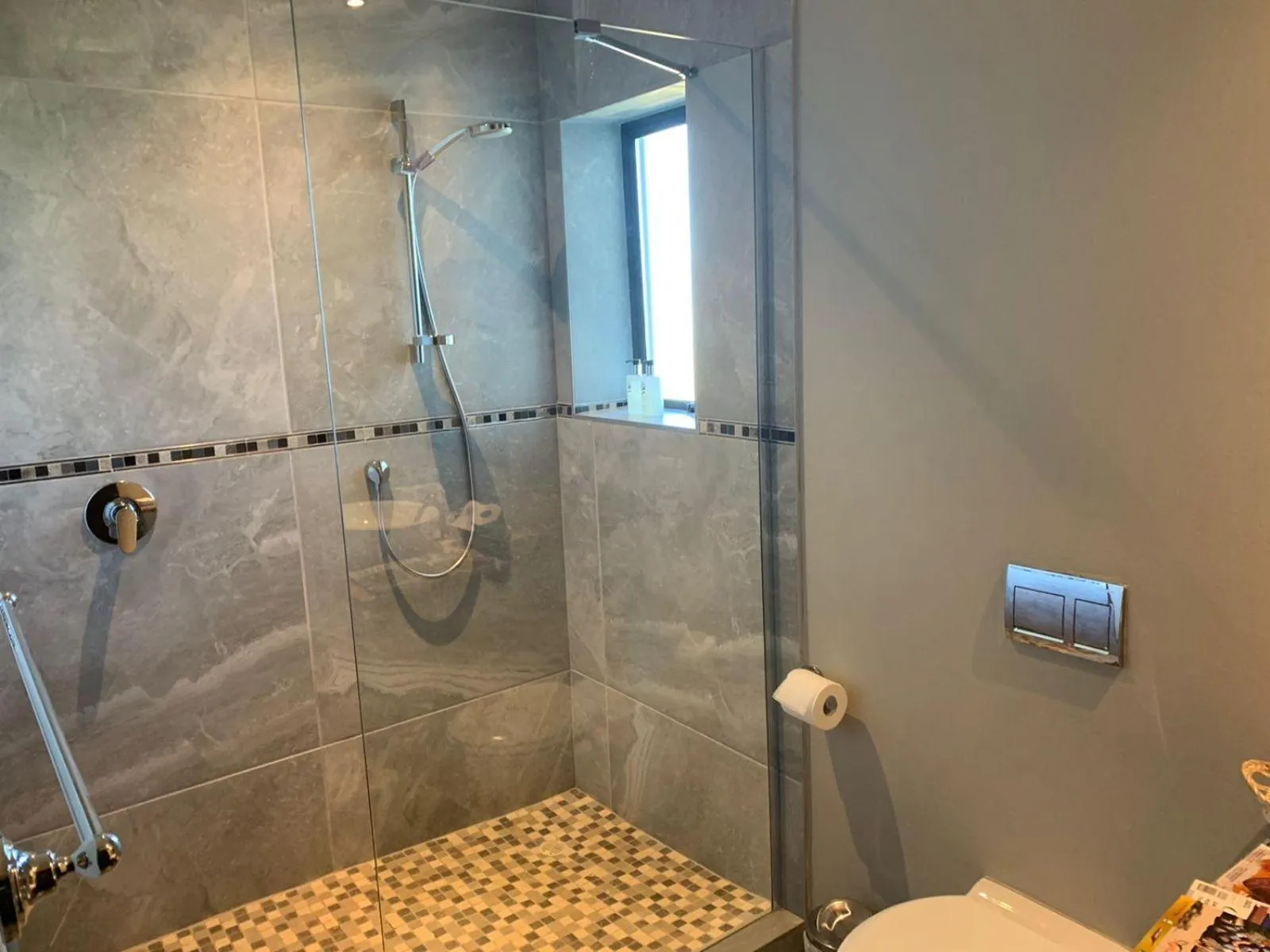 Bathroom in Jbay Zebra Lodge