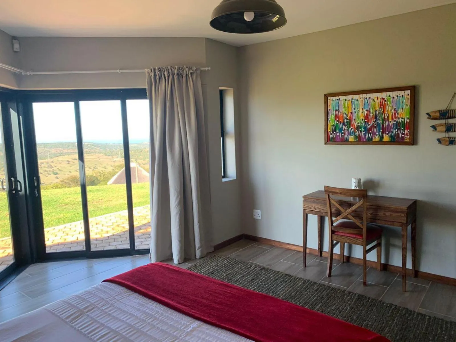 Photo of the whole room, Bed in Jbay Zebra Lodge