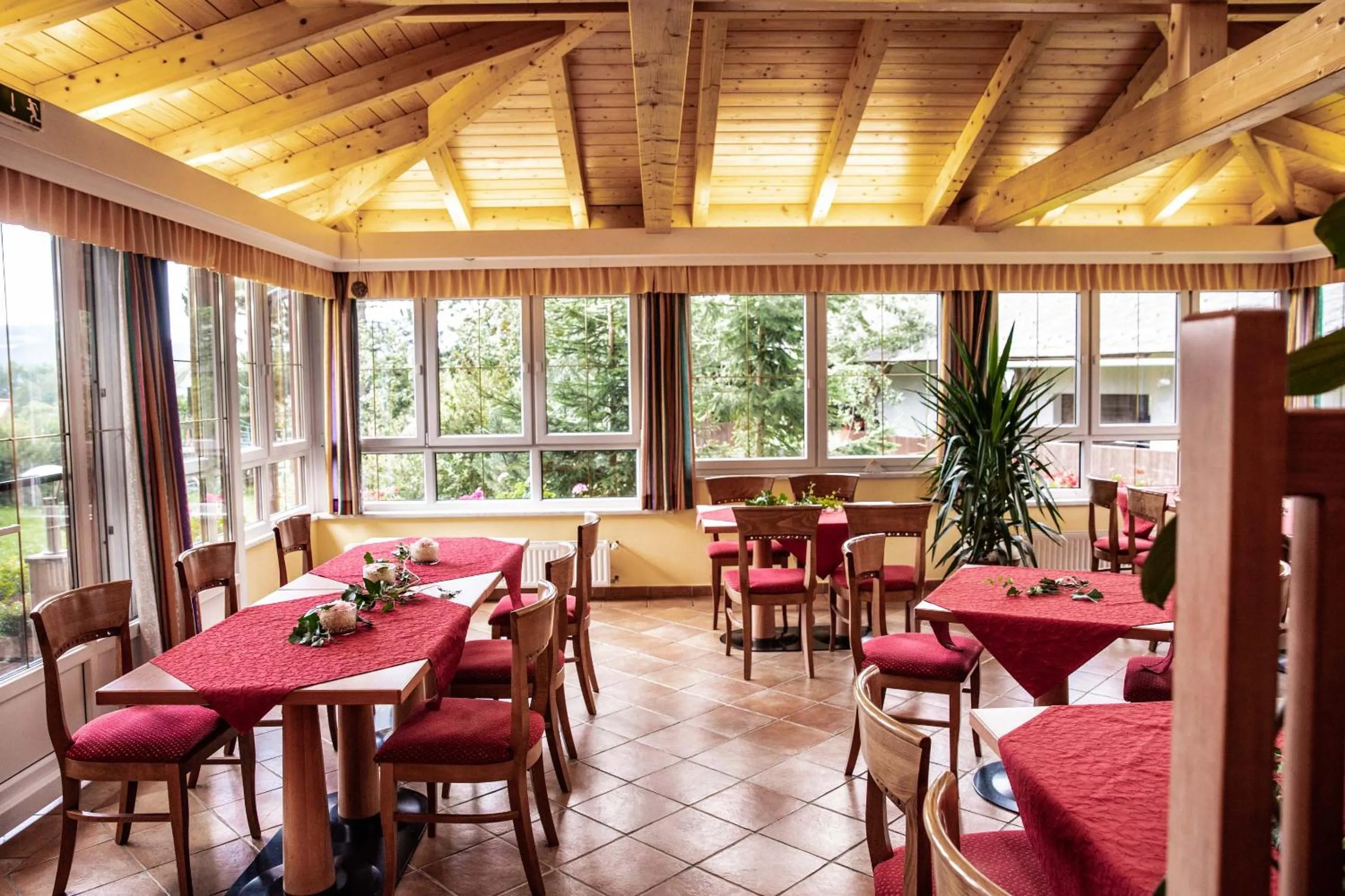 Restaurant/places to eat in Gasthof Zum Kramer
