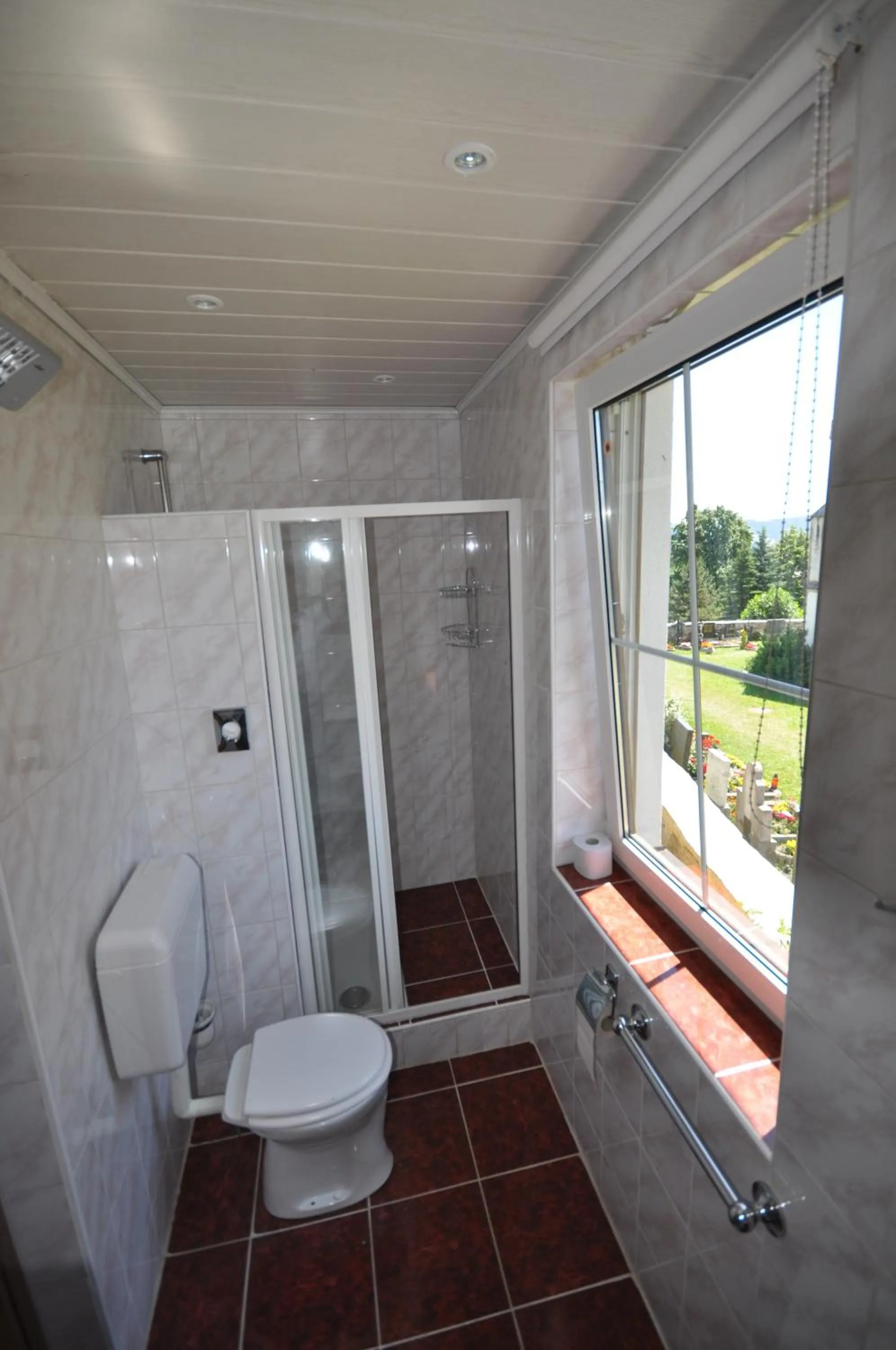 Photo of the whole room in Gasthof Zum Kramer