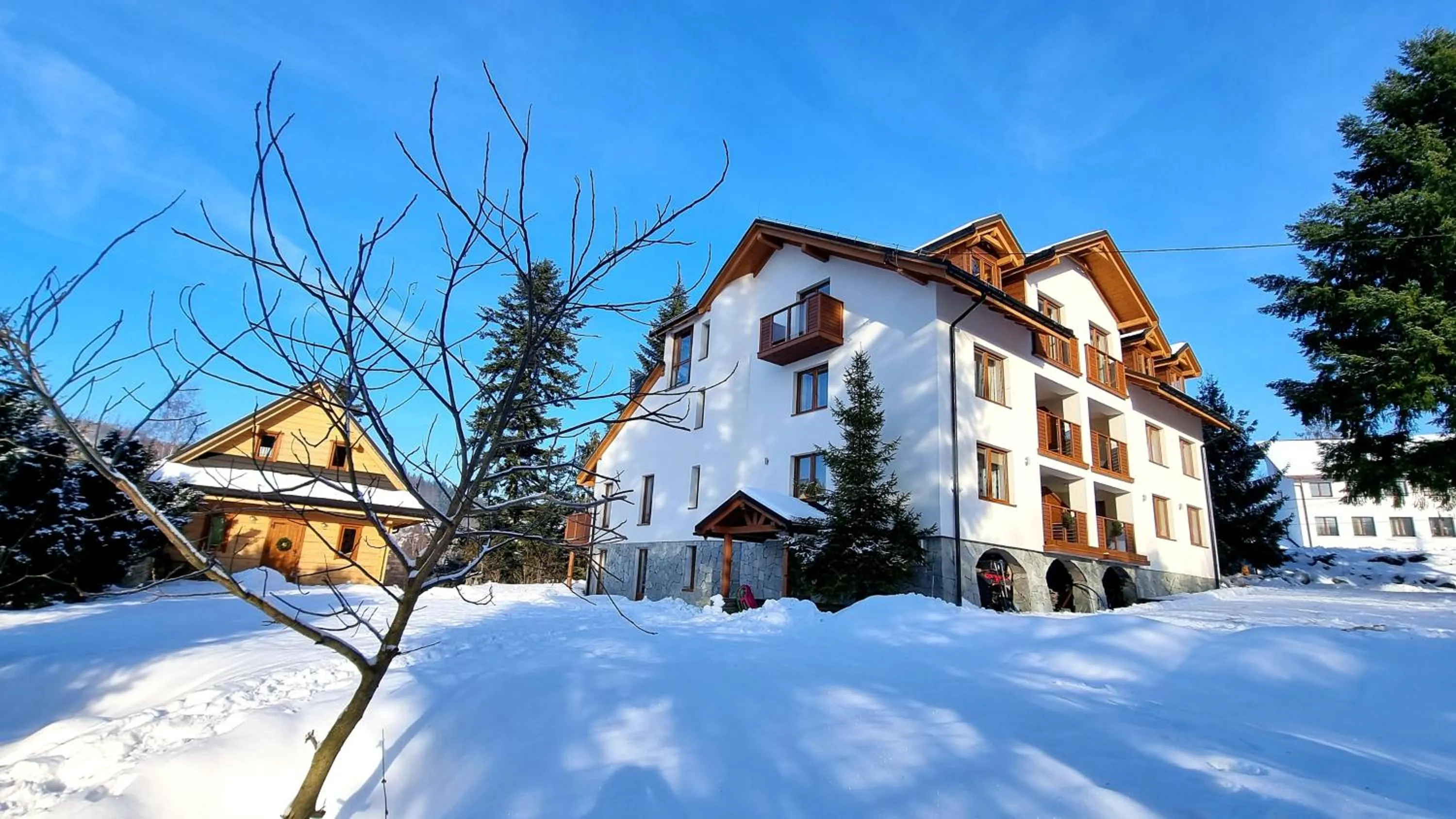 Property building in Rezydencja Barrettski