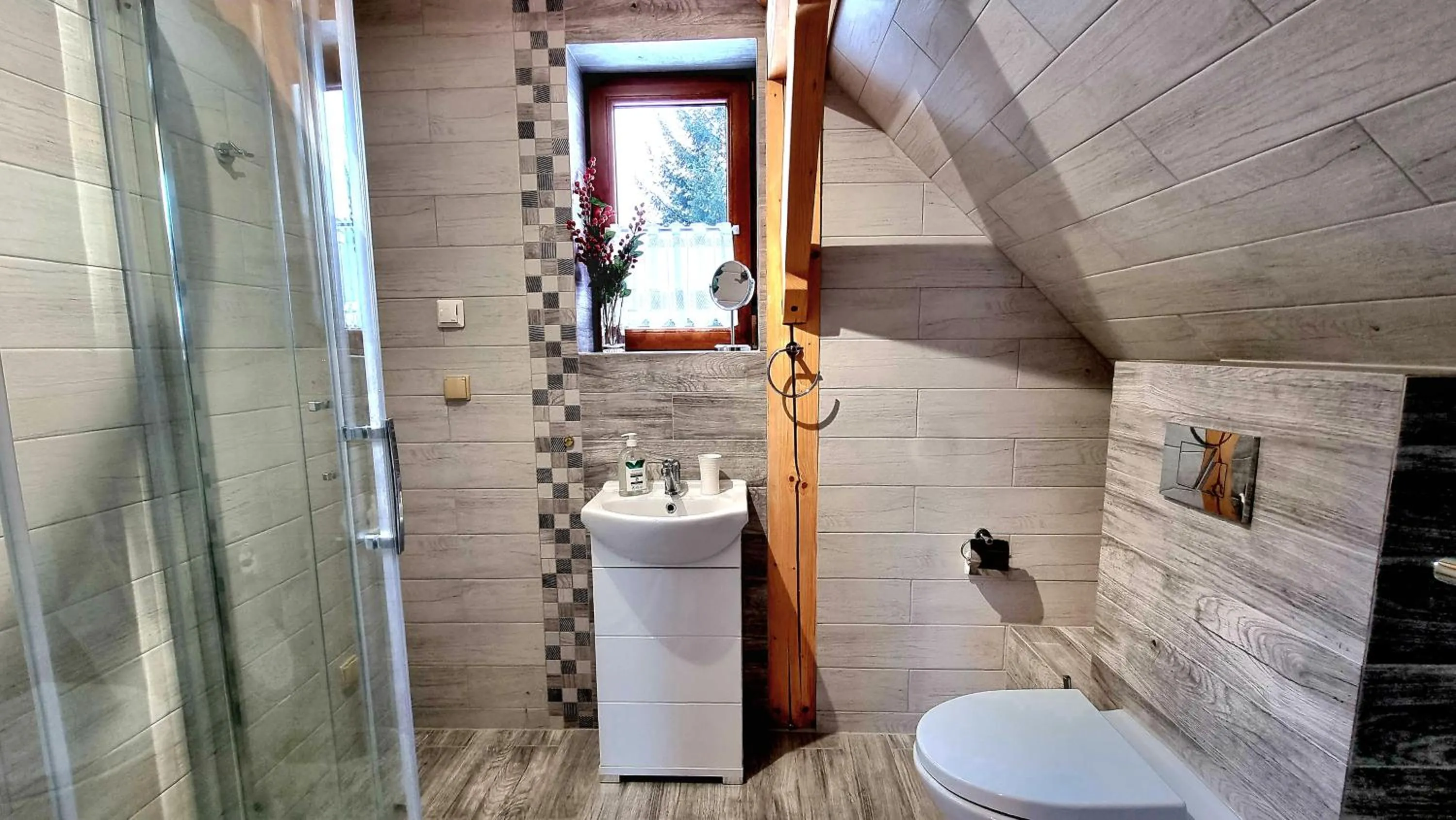 Bathroom in Rezydencja Barrettski