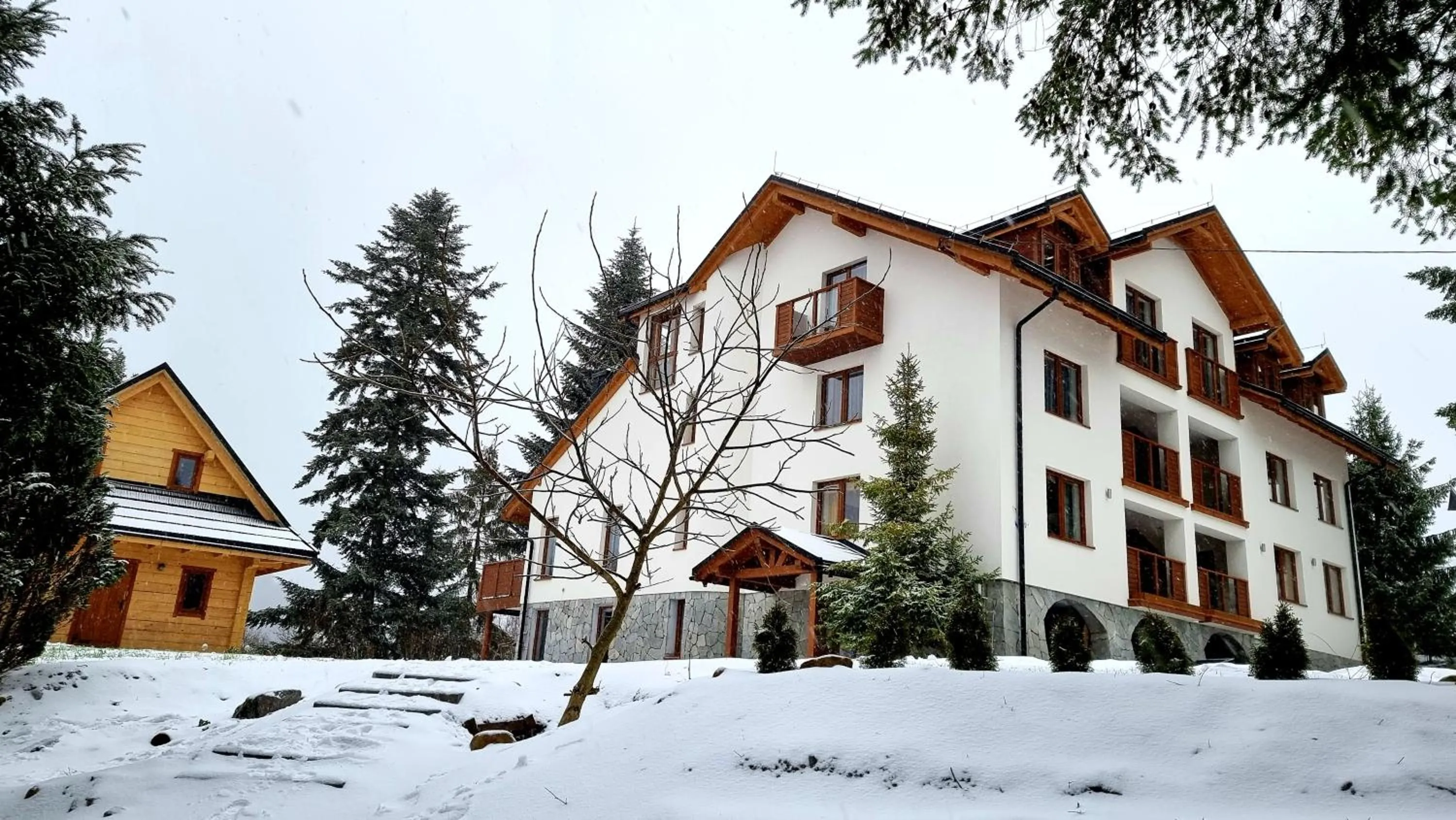 Property building in Rezydencja Barrettski