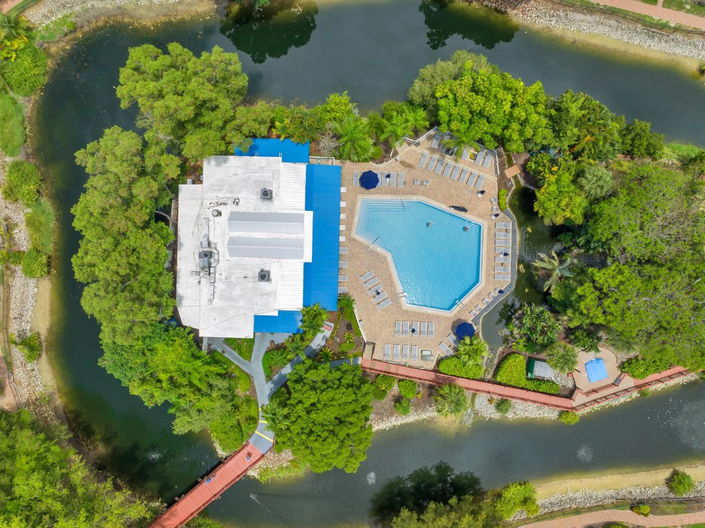 Bird's eye view in Park Shore Resort by Mike Z Rentals