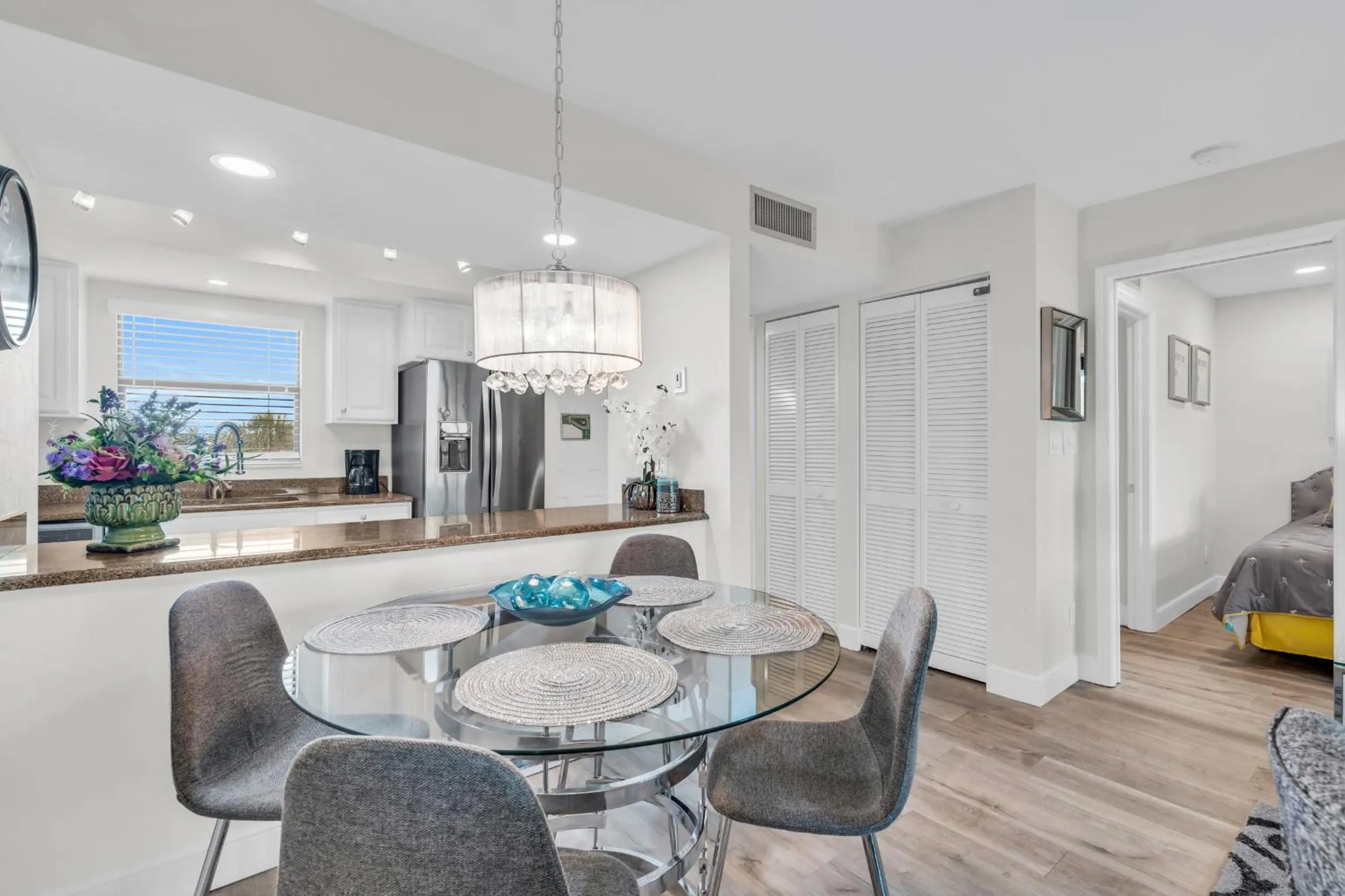 Dining area in Park Shore Resort by Mike Z Rentals