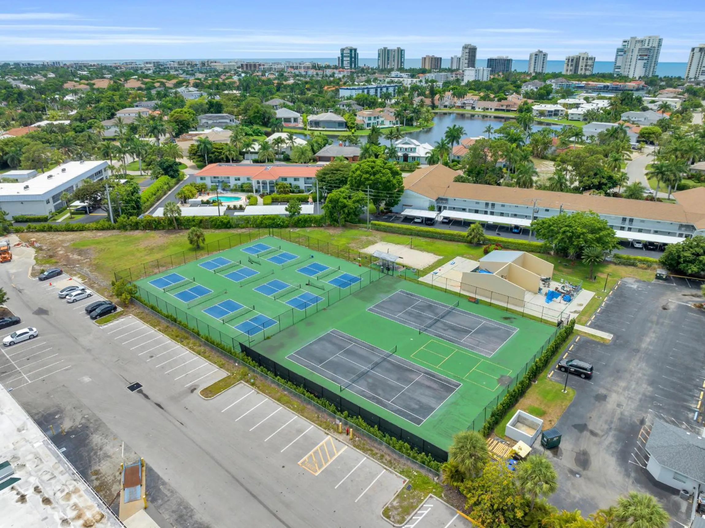 Tennis court in Park Shore Resort by Mike Z Rentals