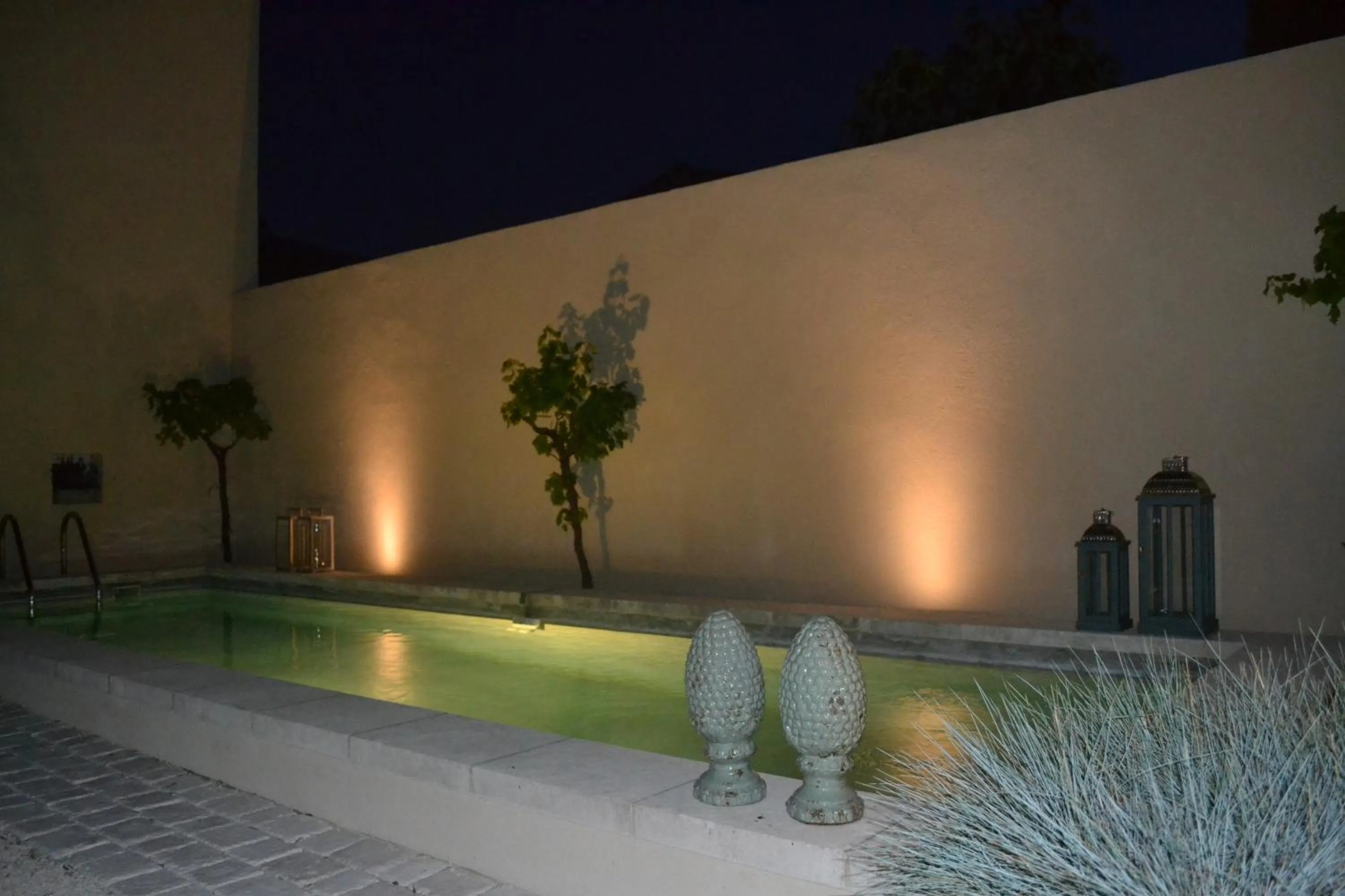 Night in Mas À l'Improviste