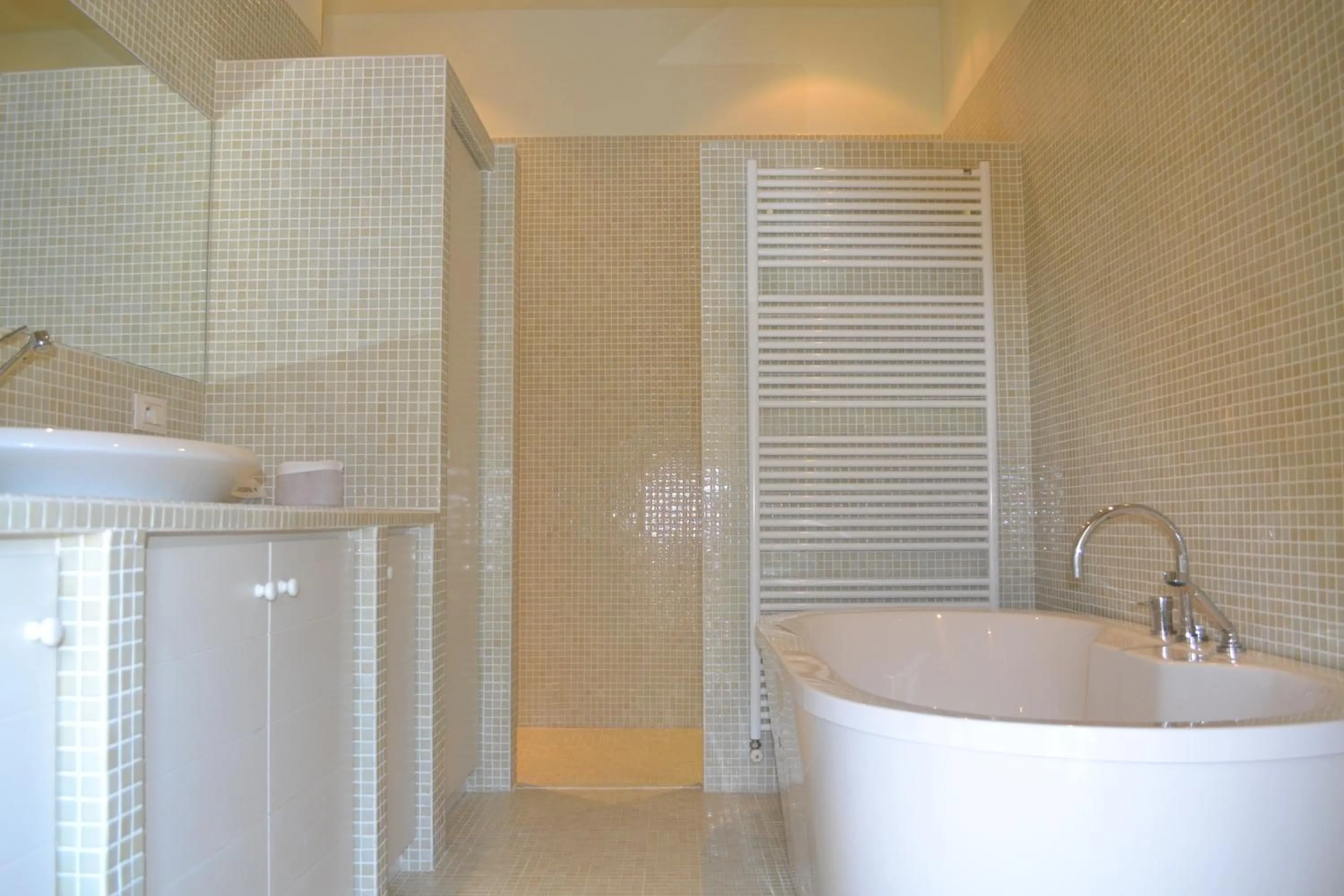 Bathroom in Mas À l'Improviste