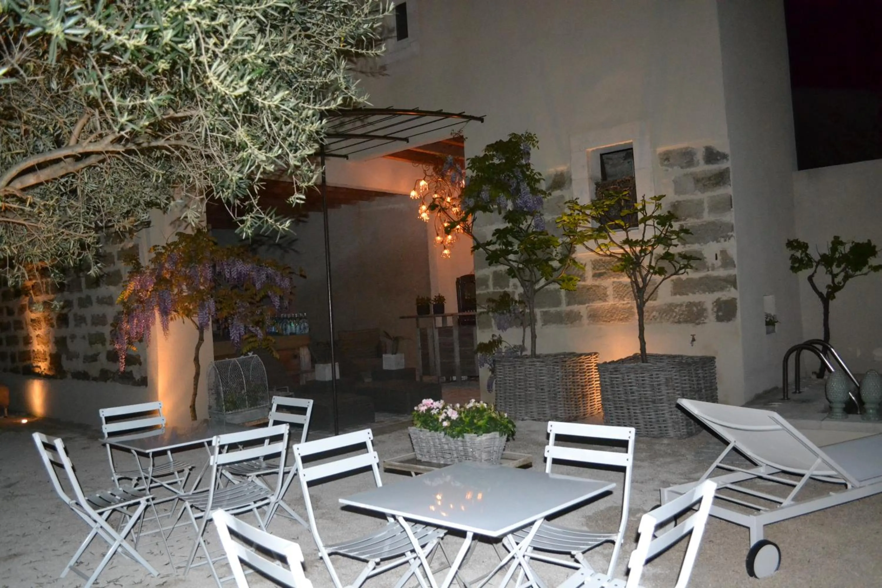 Patio in Mas À l'Improviste