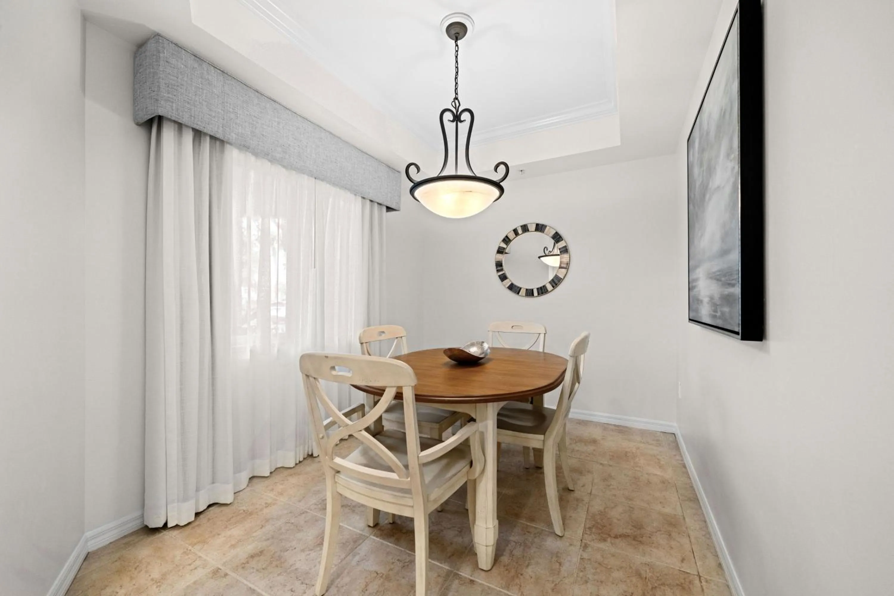 Dining area in Bellasera Resort