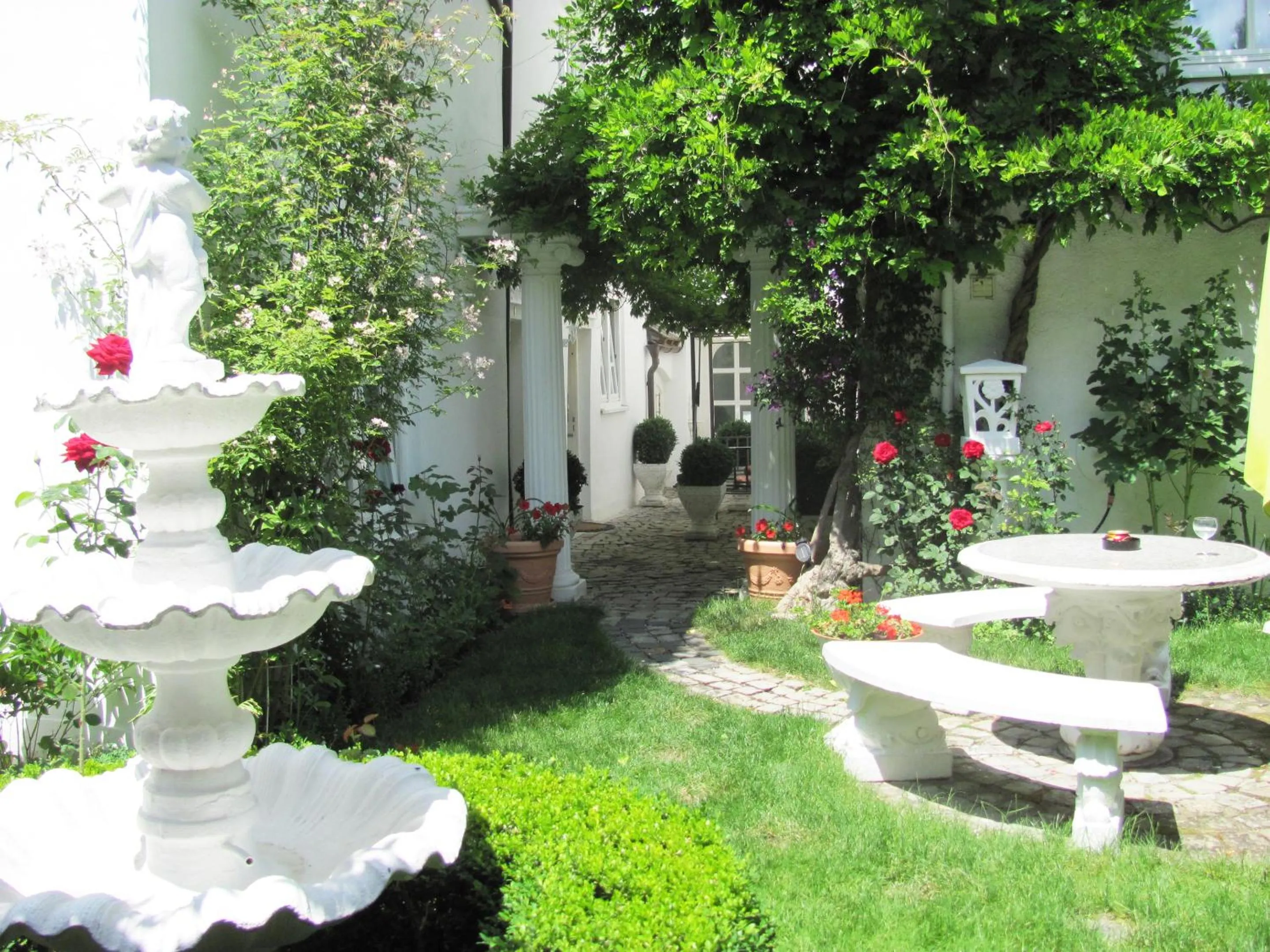 View (from property/room) in Apartment Storchenfärbe