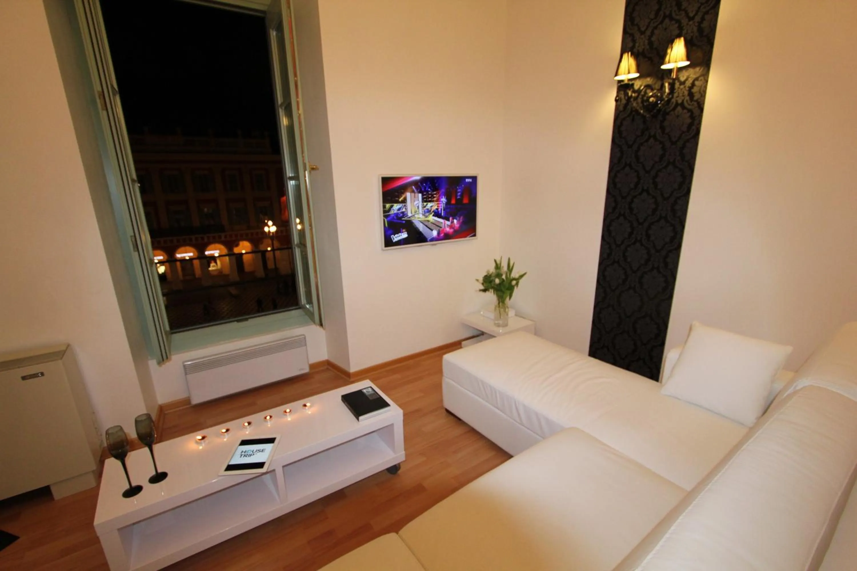 Living room in Nice Massena