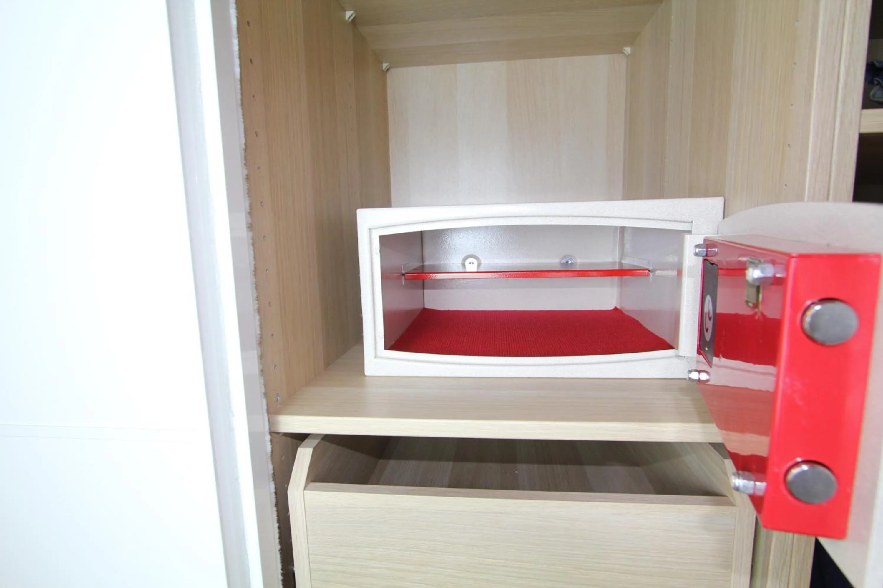 Bedroom in Nice Massena