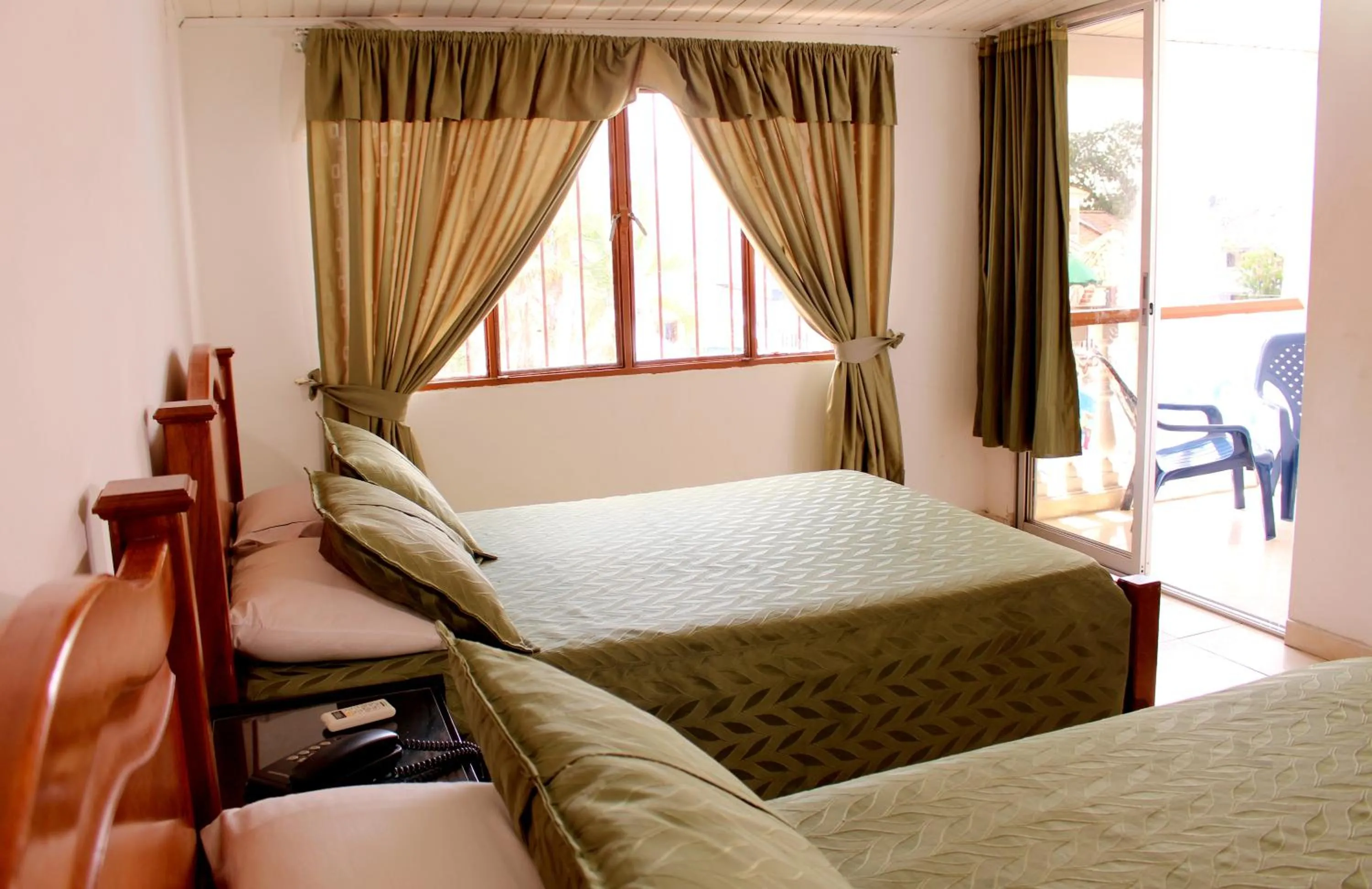 Day, Bed in Alborada Hotel Melgar