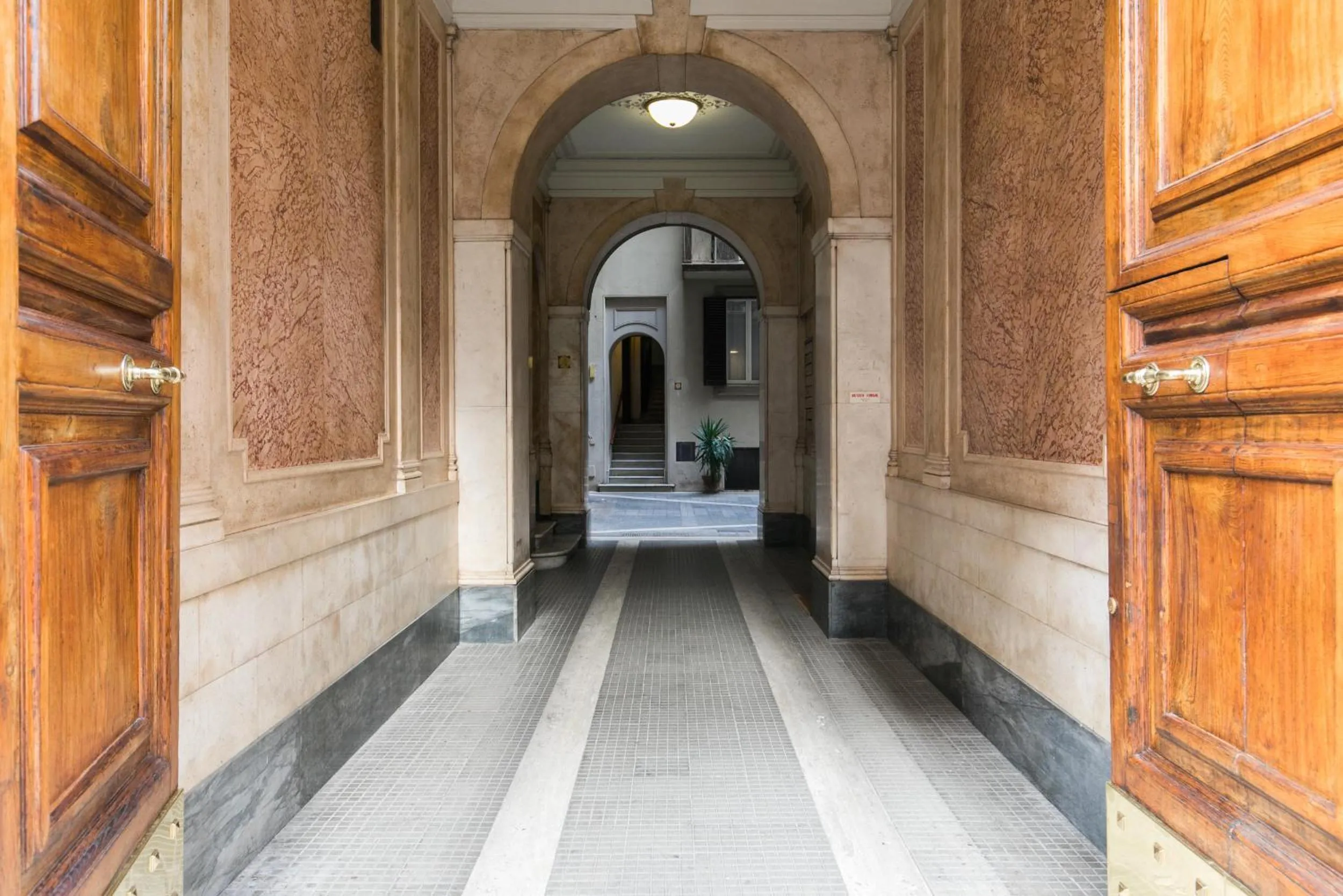 Facade/entrance in Anthony Guesthouse