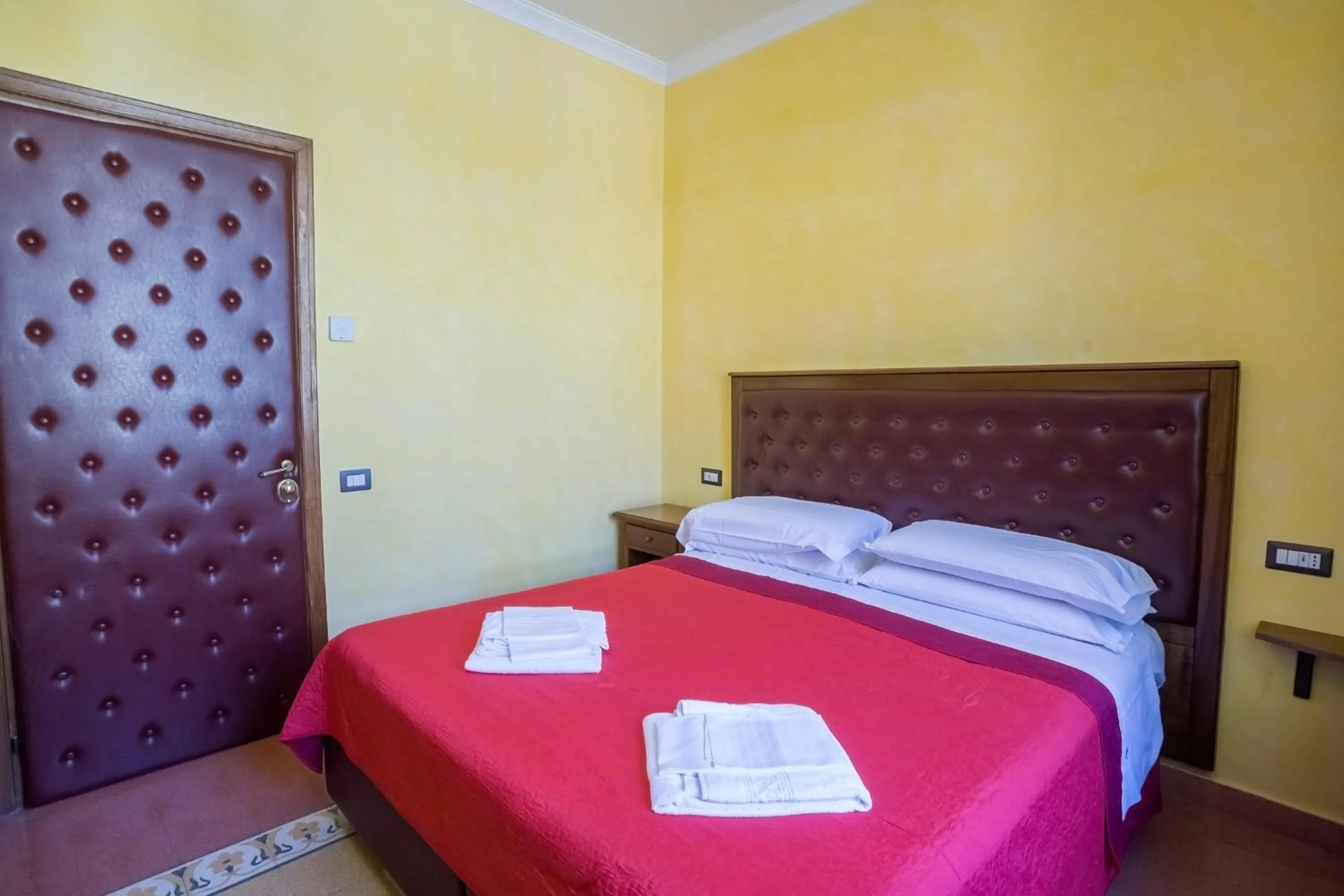 Bedroom, Bed in Anthony Guesthouse