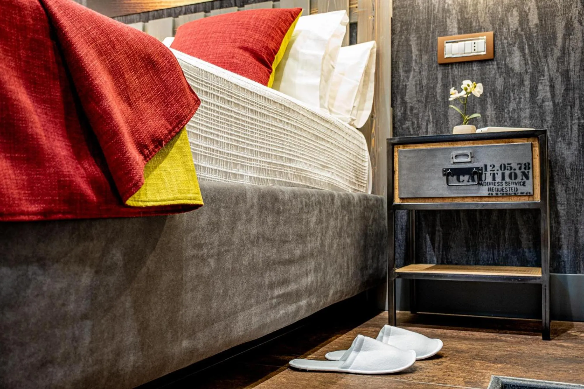 Photo of the whole room in casajammone naples b&b