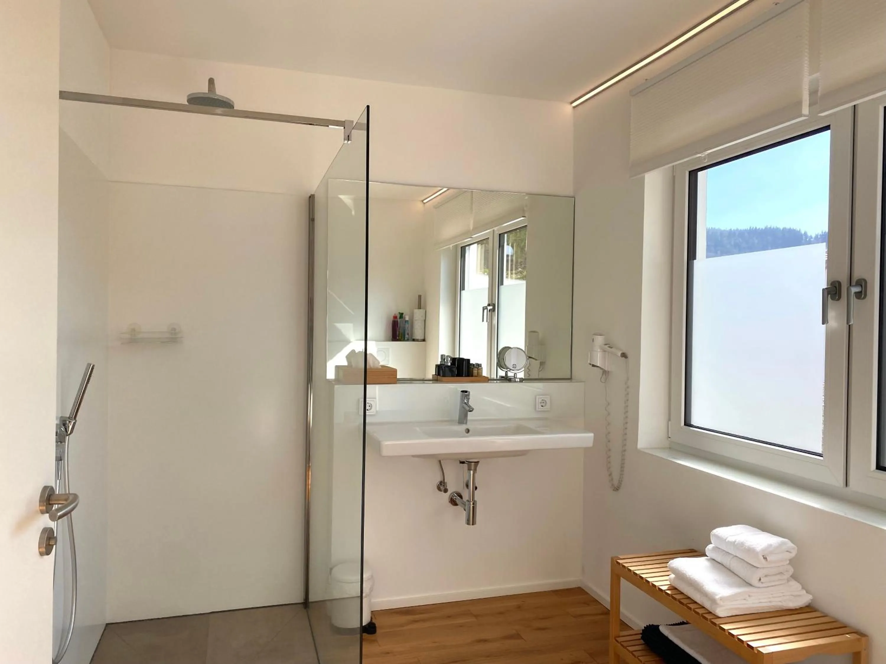 Bathroom in Weingut-Aparthotel Olinger