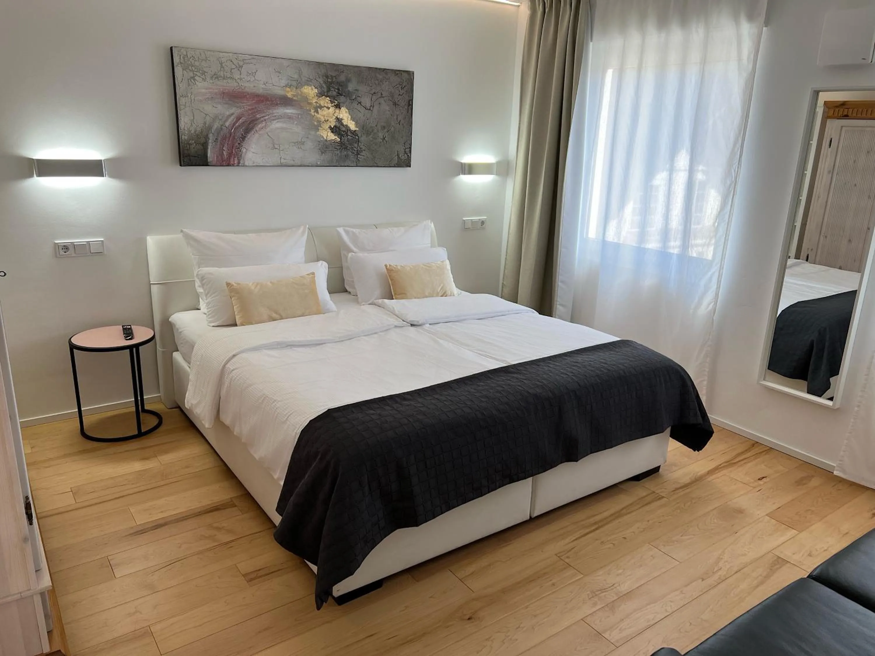 Bed in Weingut-Aparthotel Olinger
