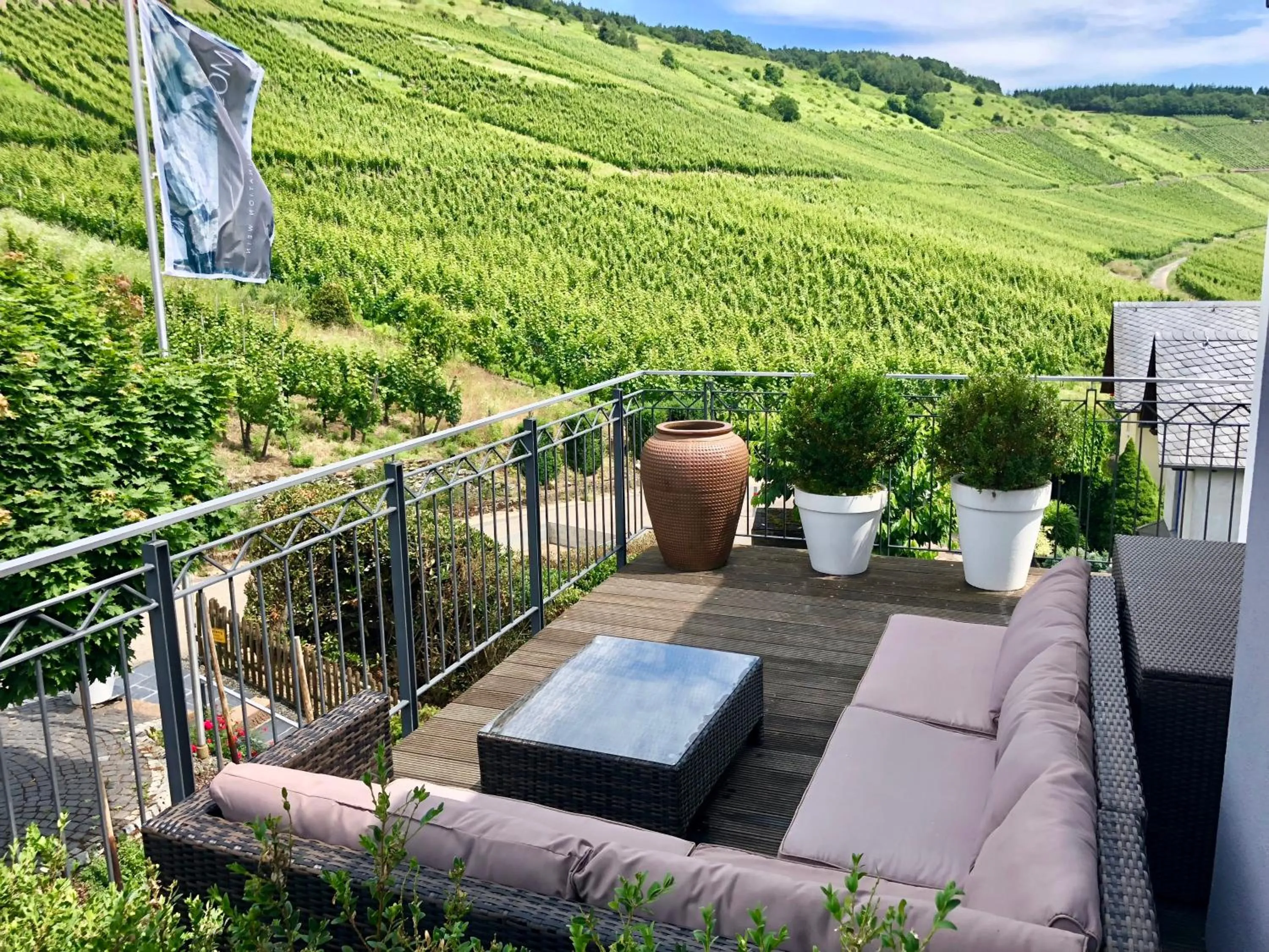 Garden in Weingut-Aparthotel Olinger