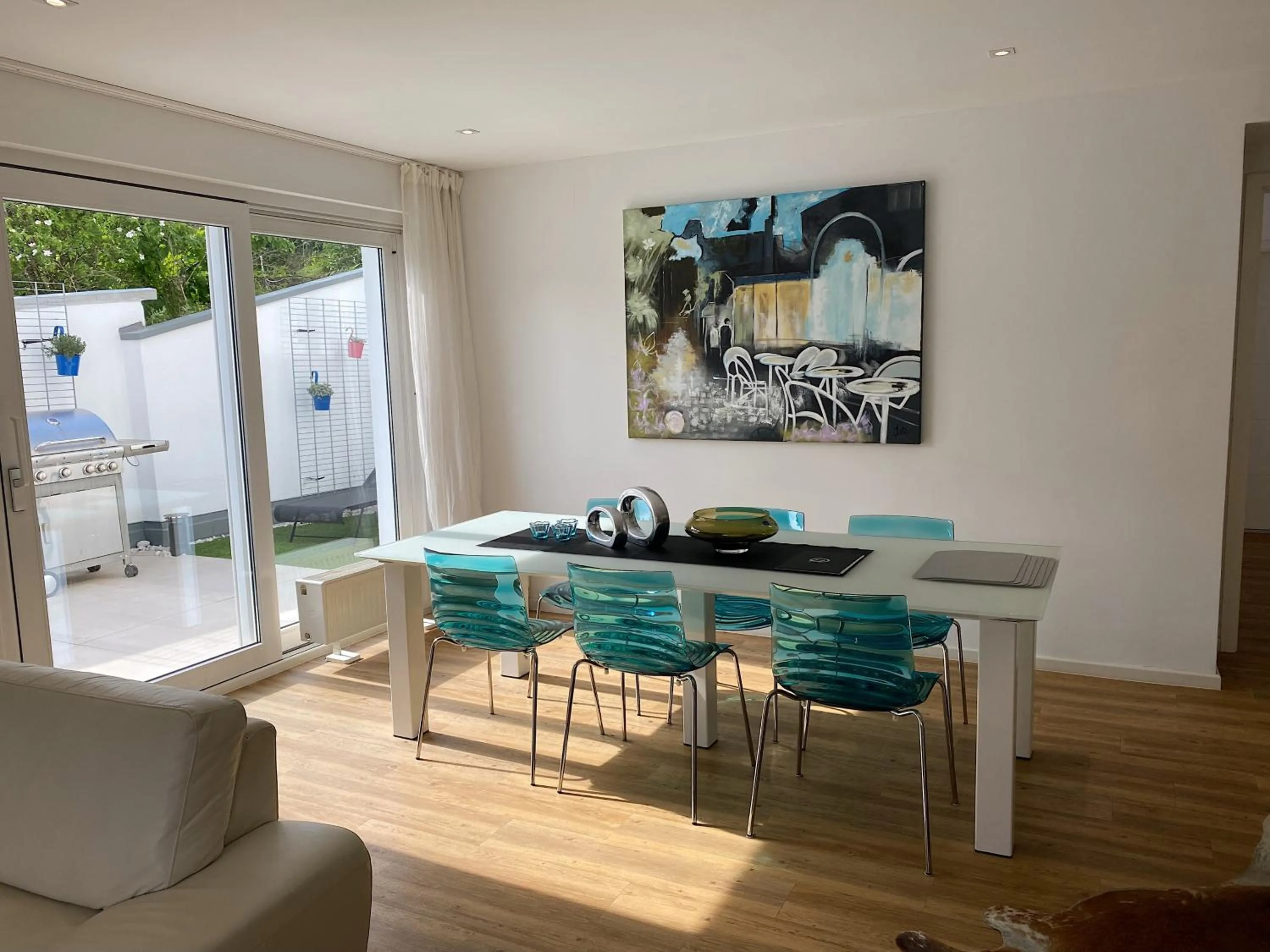 Dining area in Weingut-Aparthotel Olinger