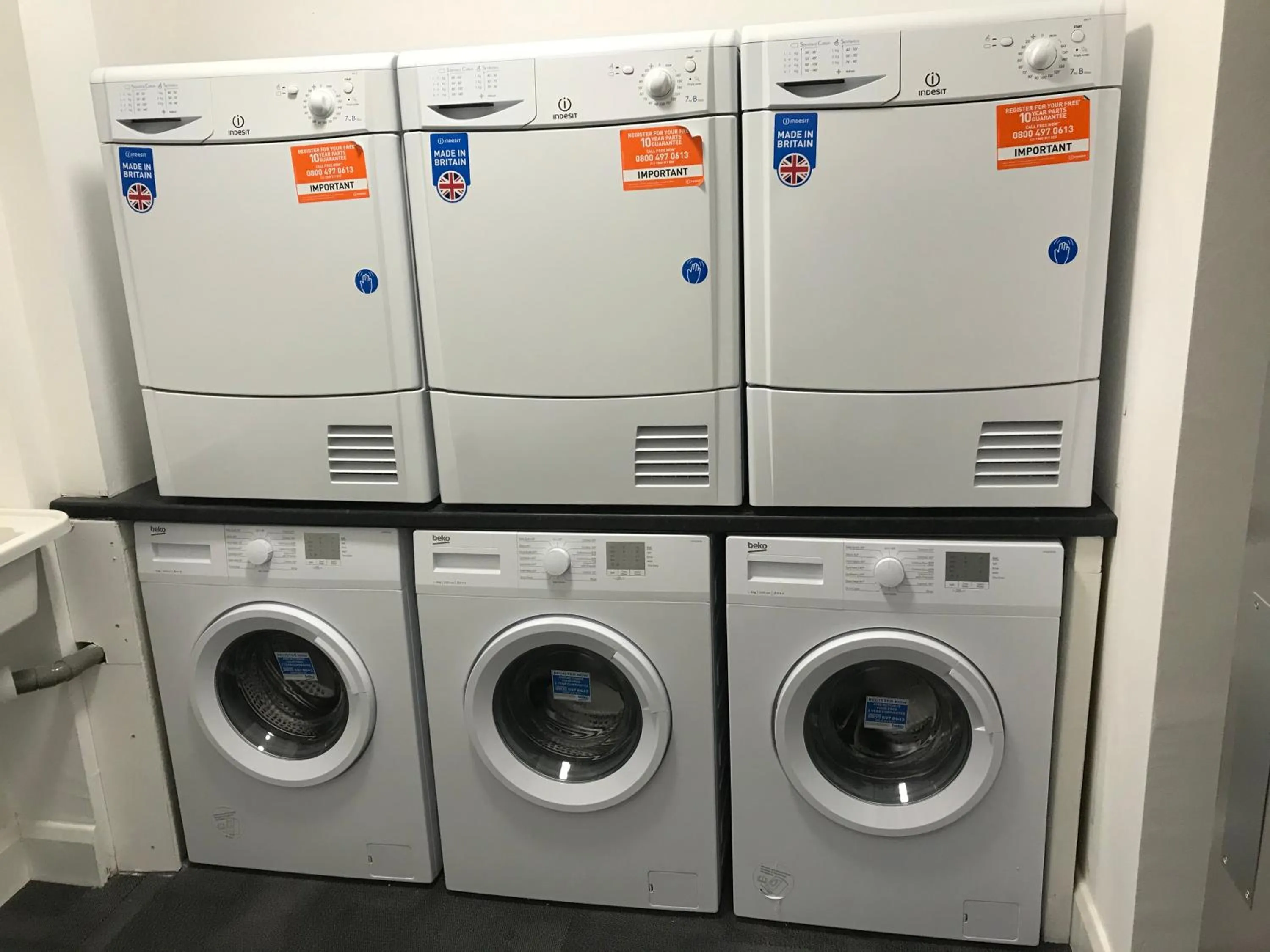 washing machine in Sapphire House Apartments