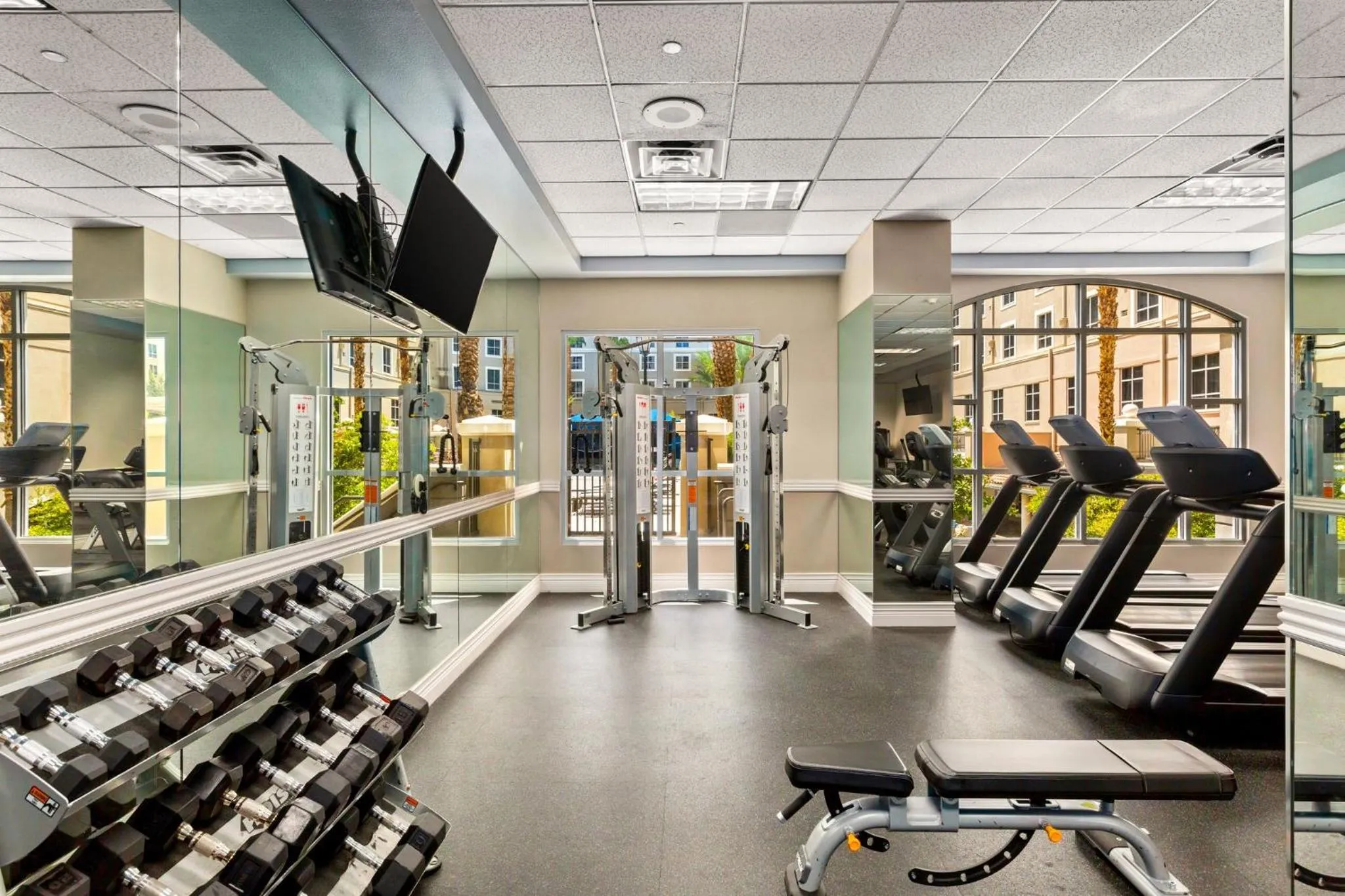 Fitness centre/facilities in Club Wyndham Grand Desert